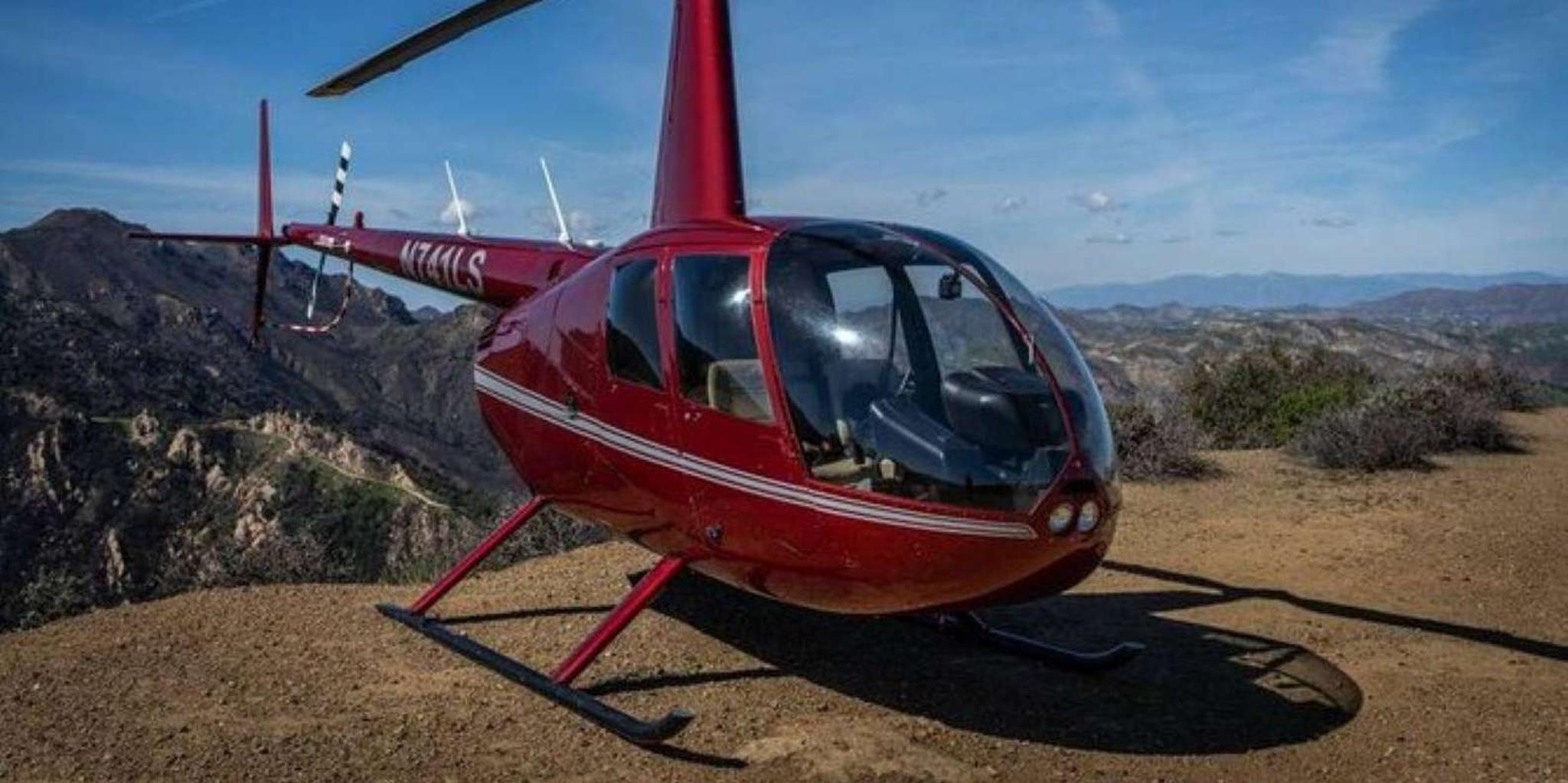Los Angeles Helicopter Tour with Malibu Landing - Image 4