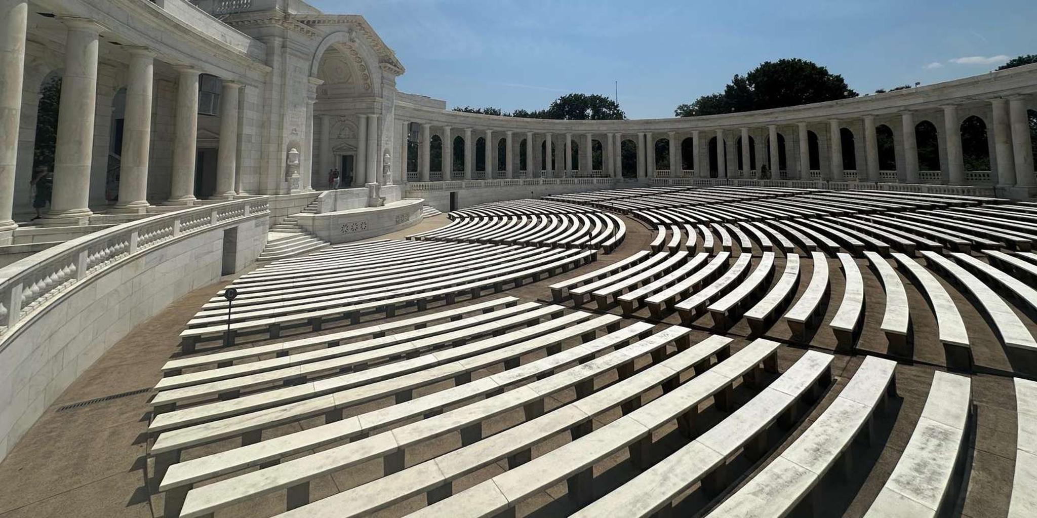 Arlington Cemetery Heroes and History Tour - Image 6