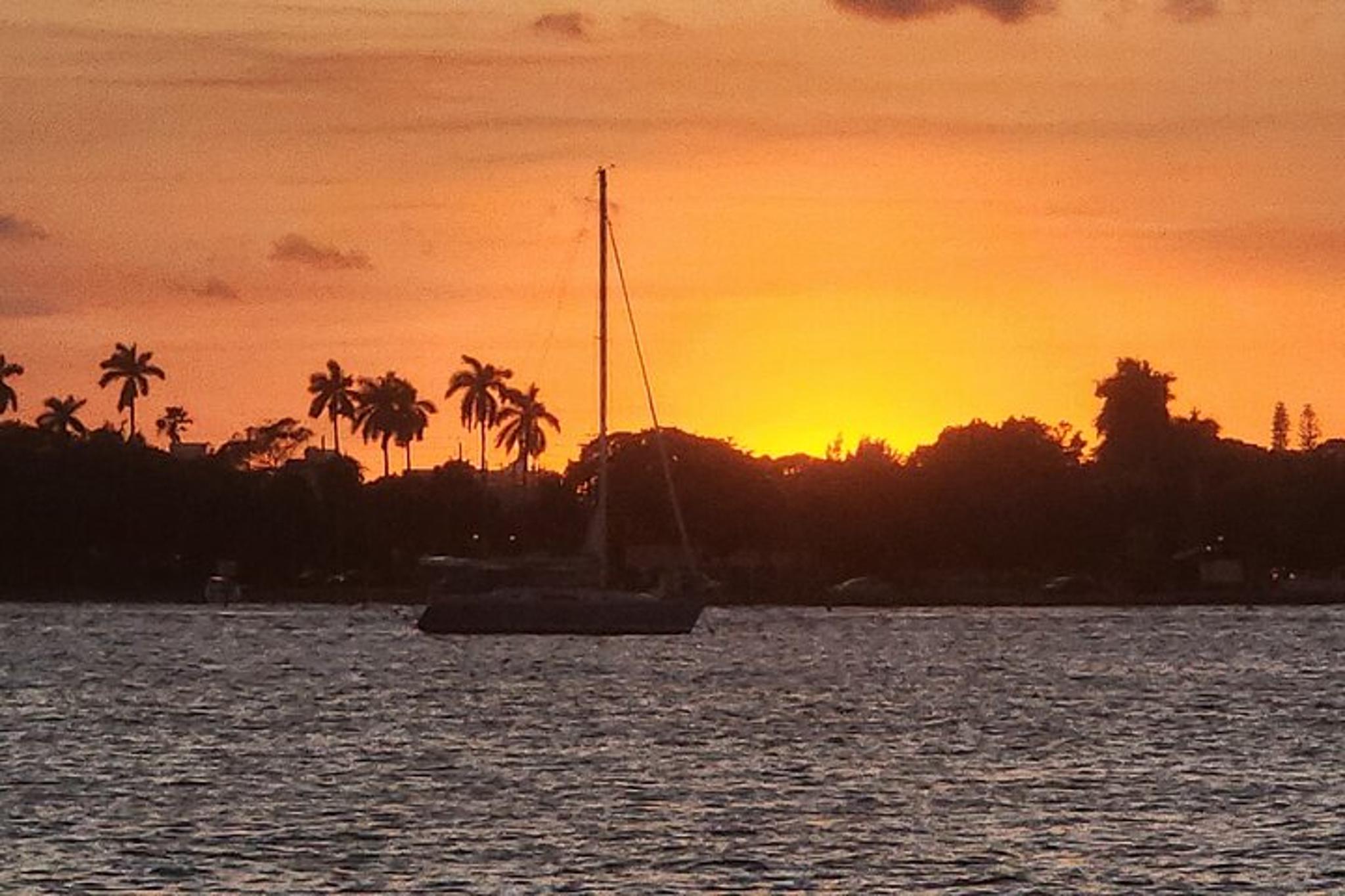 Palm Beach Sunset Cruise and Narrated Tour - Image 6