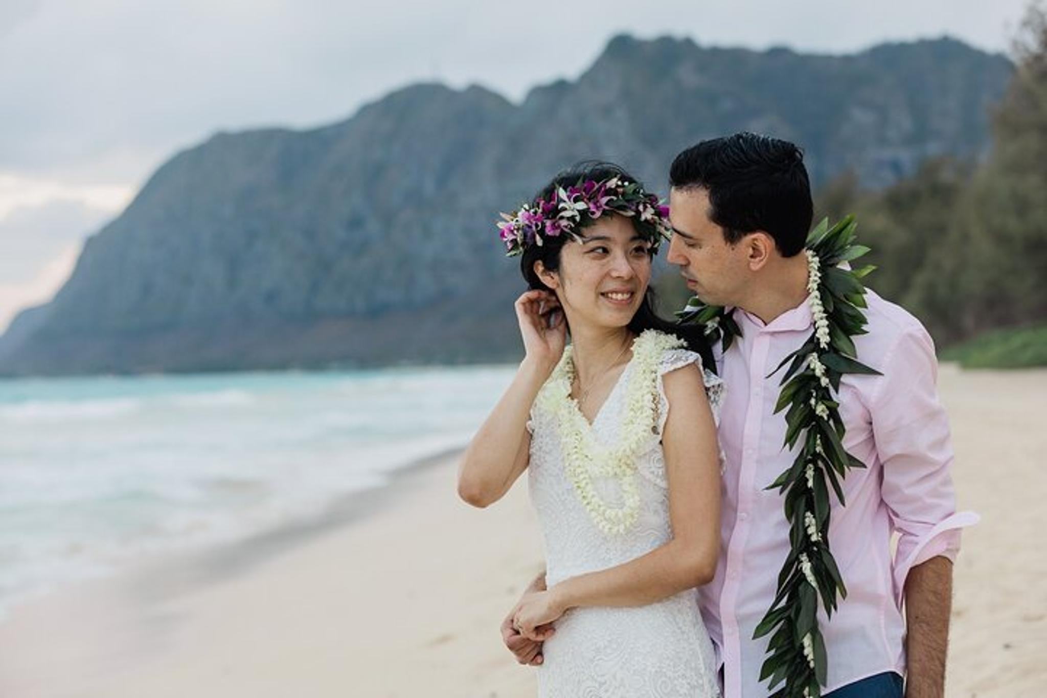 Hawaii Beach Photography Session - Image 3