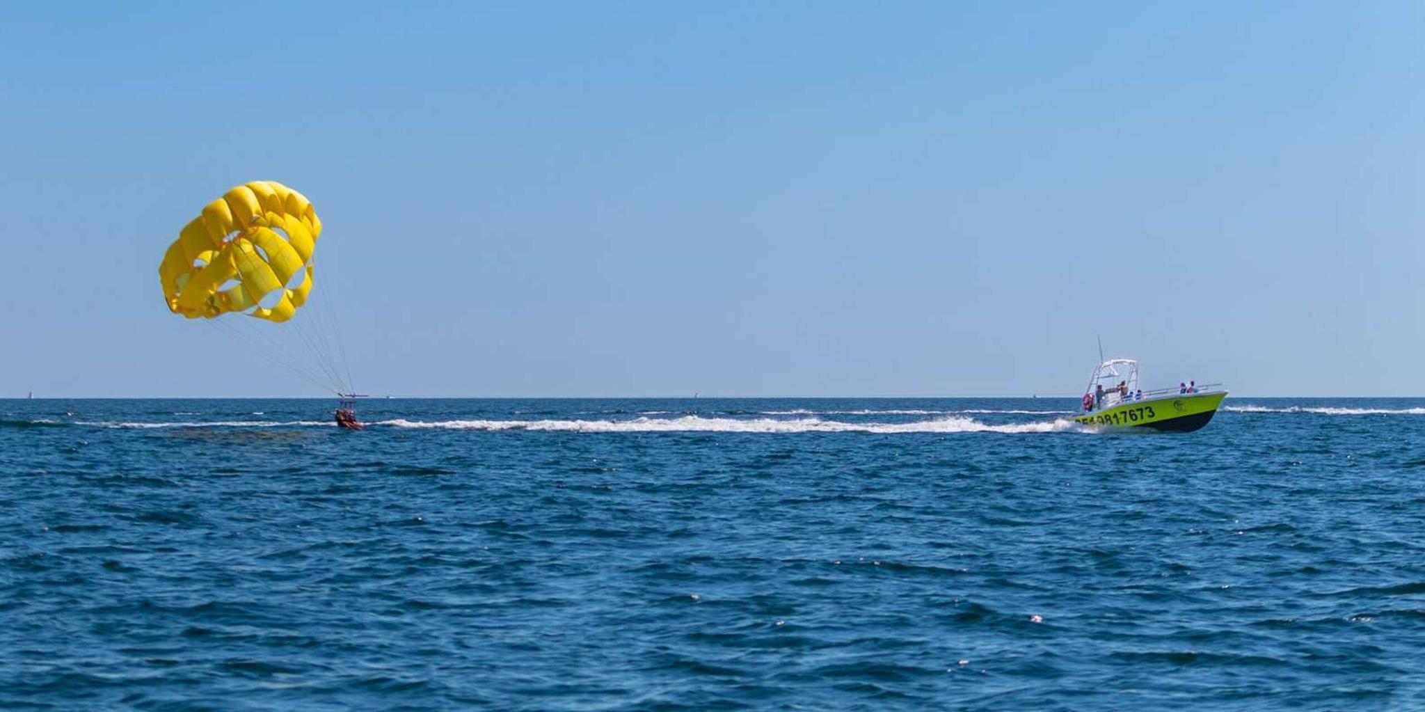 Orange Beach Parasailing Experience - Image 3