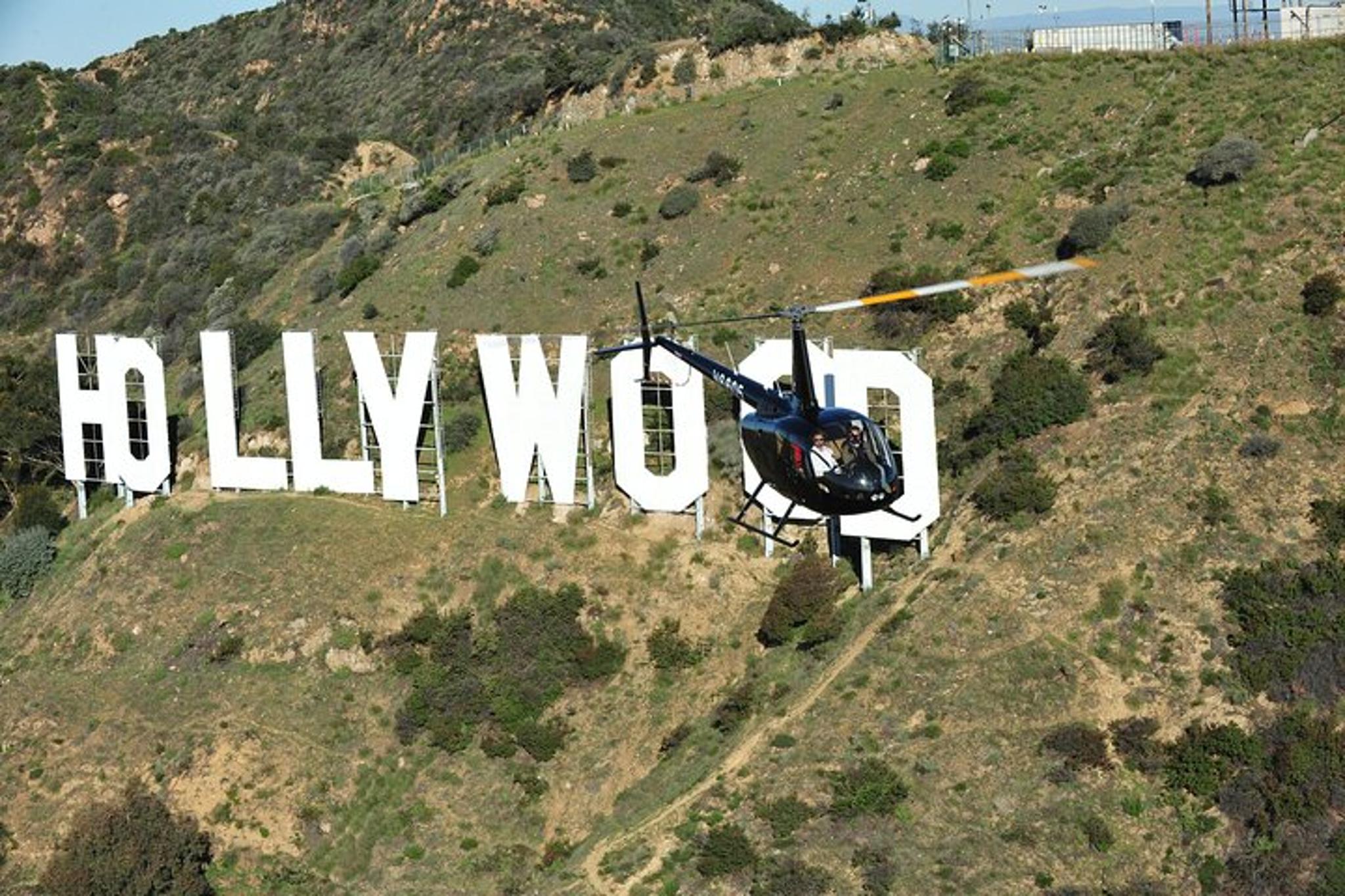 Burbank Helicopter Tour of Hollywood Sign - Image 5