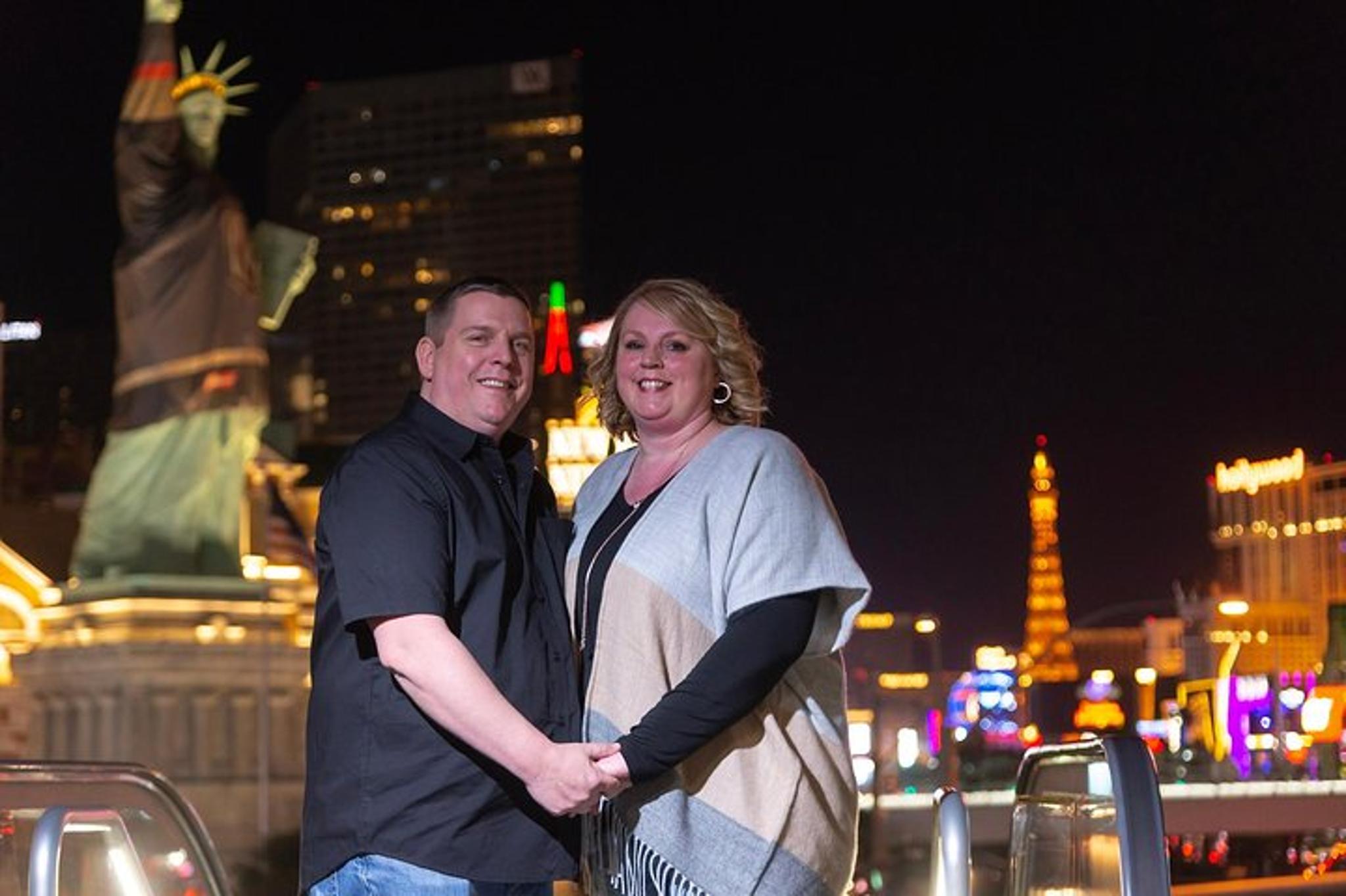 Las Vegas Limo Photo Tour - Image 2