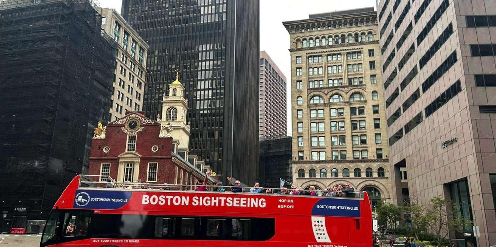 Boston Historic Sightseeing Harbor Cruise