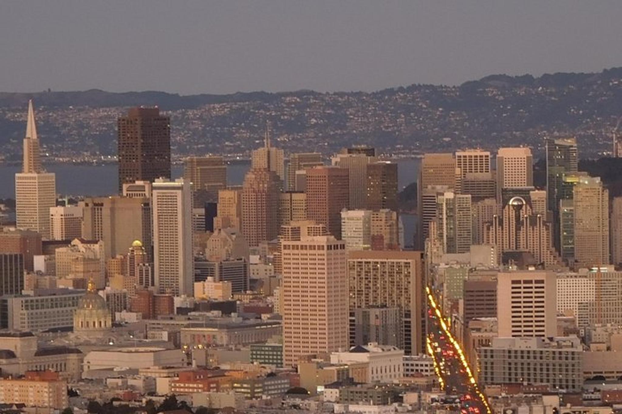 San Francisco Night Tour in SUV - Image 5