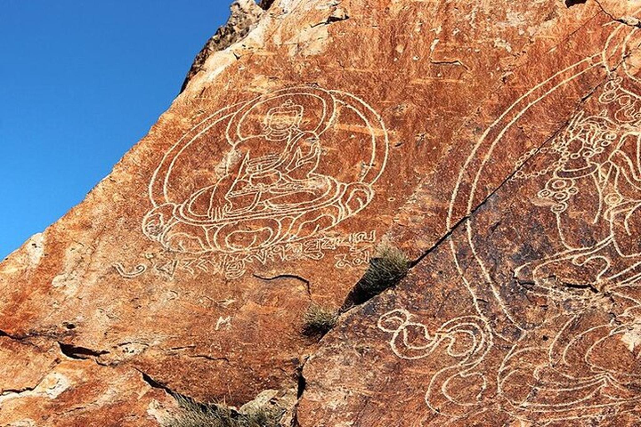 Tanbaly and Tamgaly Tas Archaeology Tour