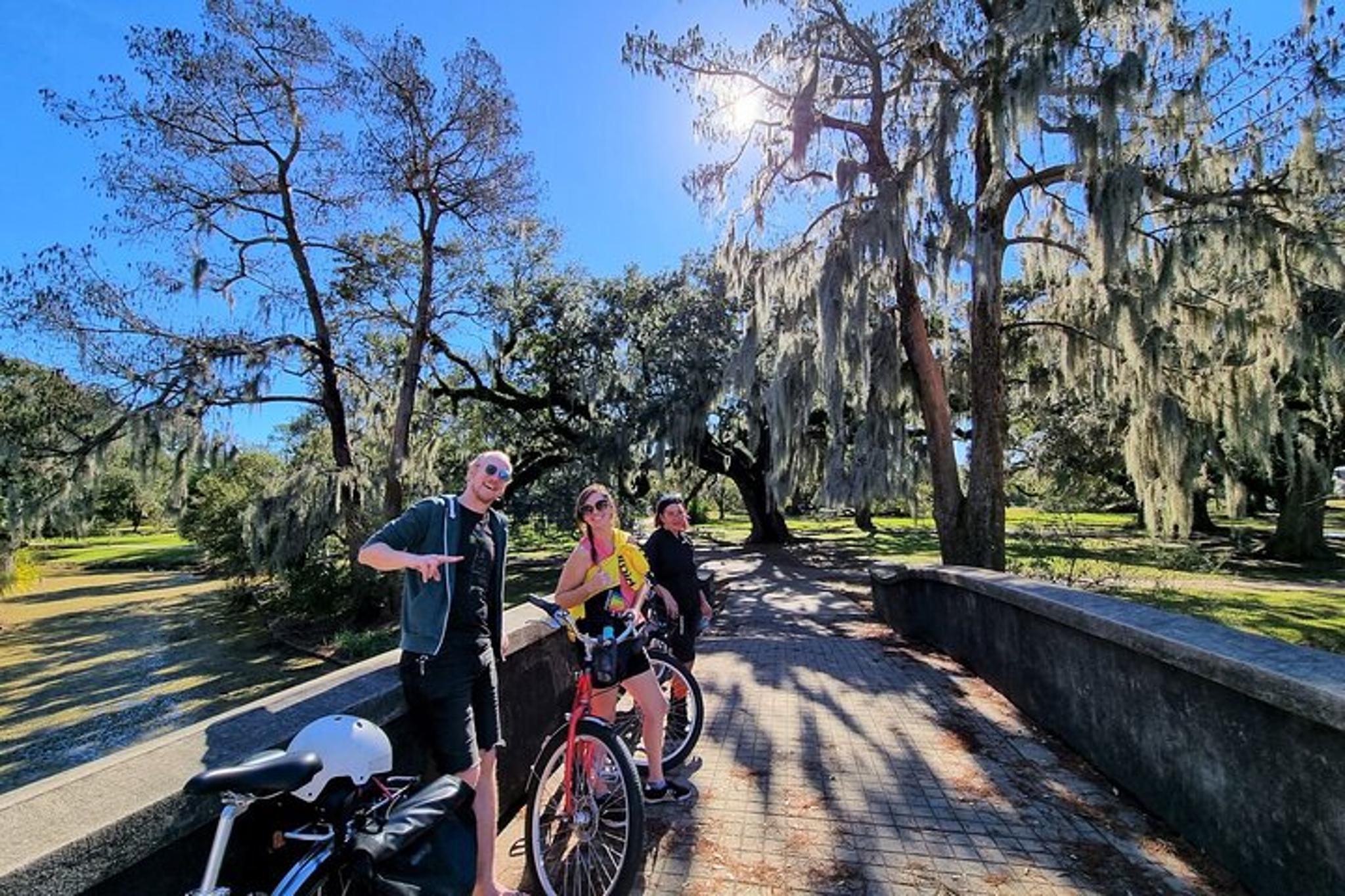 New Orleans Bike Tour Through Historic Neighborhoods
