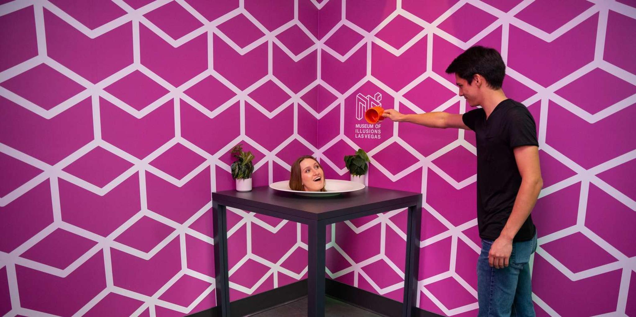 Las Vegas Museum of Illusions Entry Ticket - Image 3