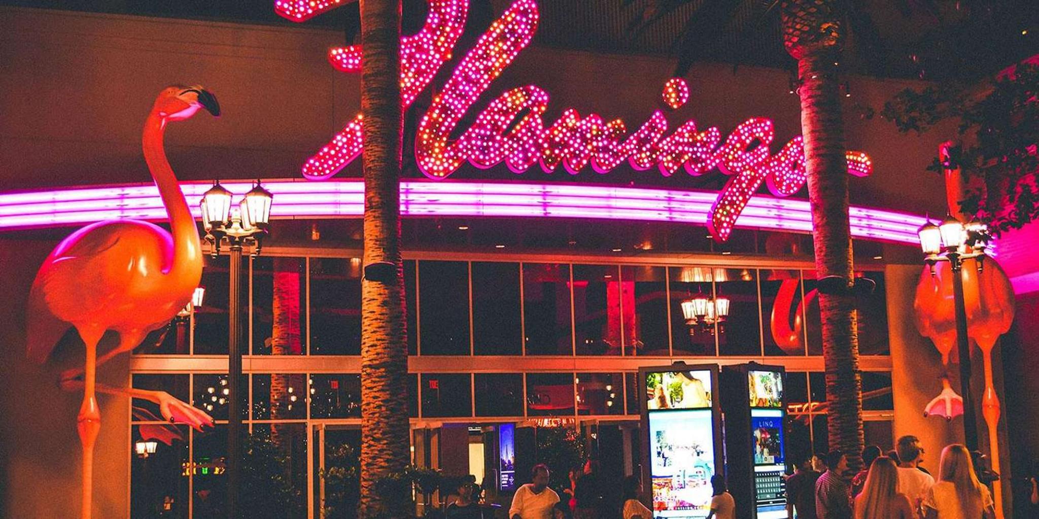 Las Vegas Strip Walking Tour with Free Drink - Image 6