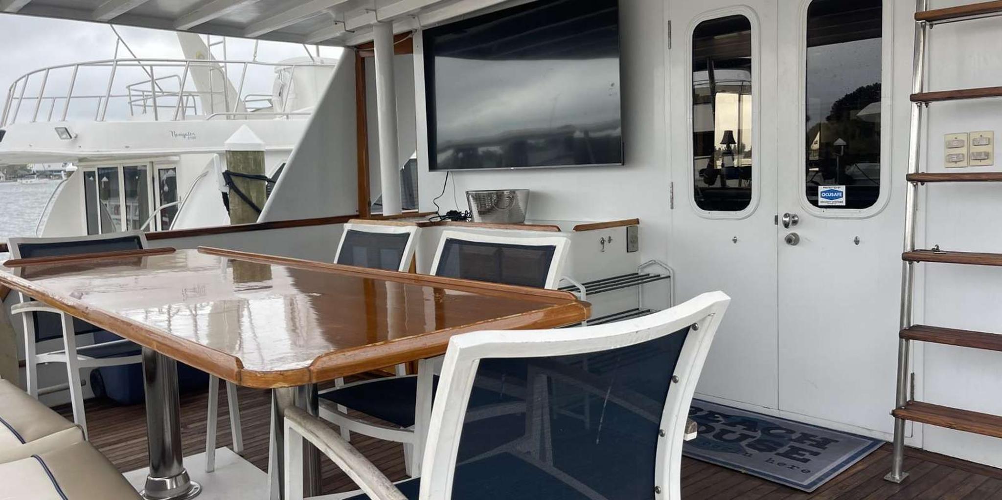 Tampa Bay Yacht Charter - Image 6
