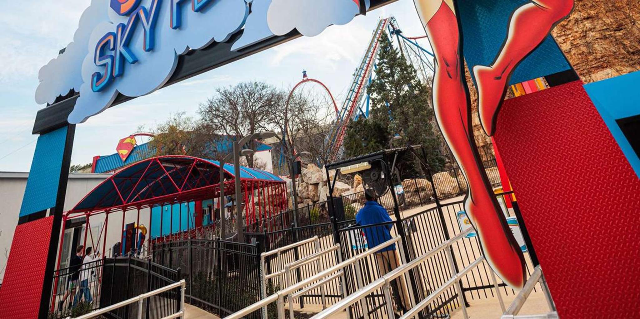 San Antonio Six Flags Fiesta Texas Admission - Image 5
