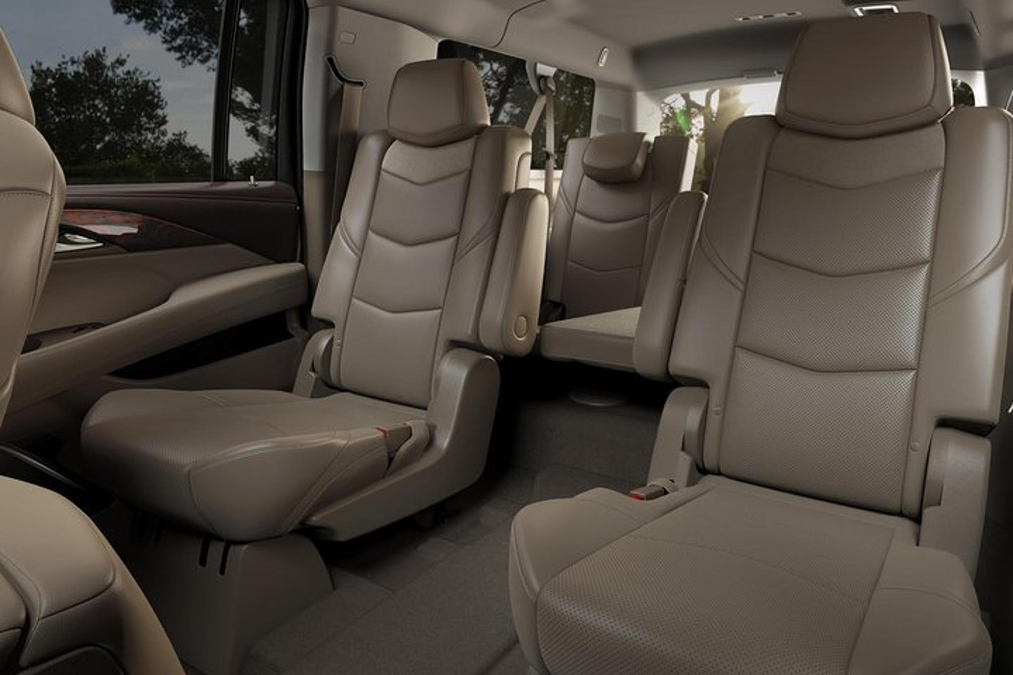 Washington DC Private SUV Transfer to Dulles Airport - Image 3