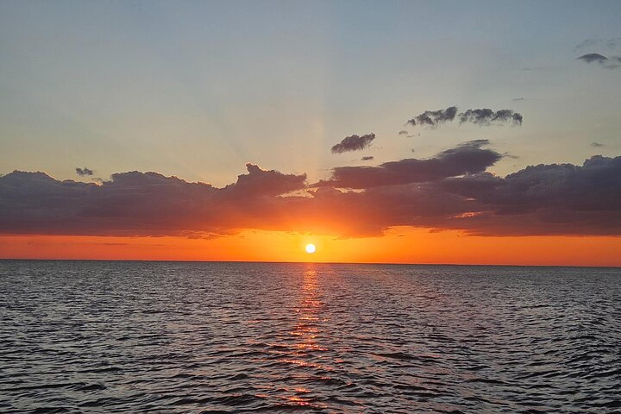 St Pete Sunset Boat Tour - Image 3