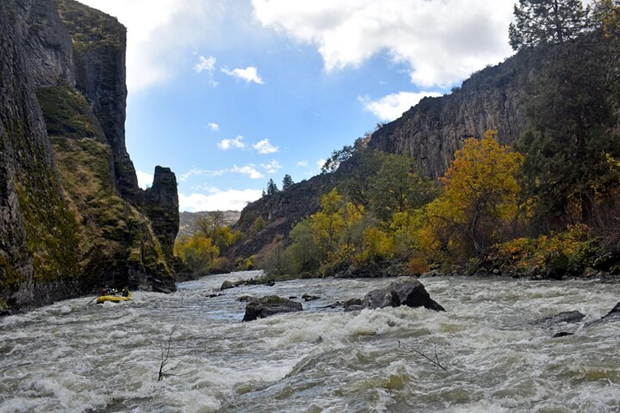 Phoenix Rafting Adventure in Kikacéki Canyon - Image 6