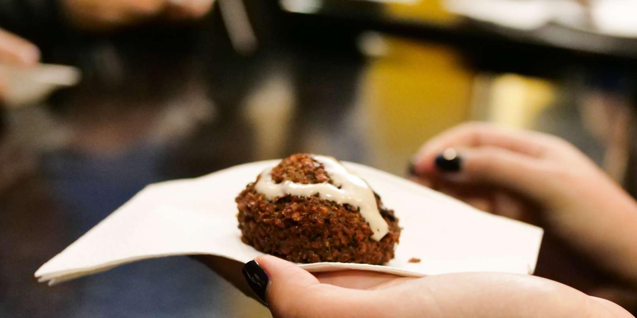 New York Food Tour in Brooklyn Heights and Dumbo - Image 2