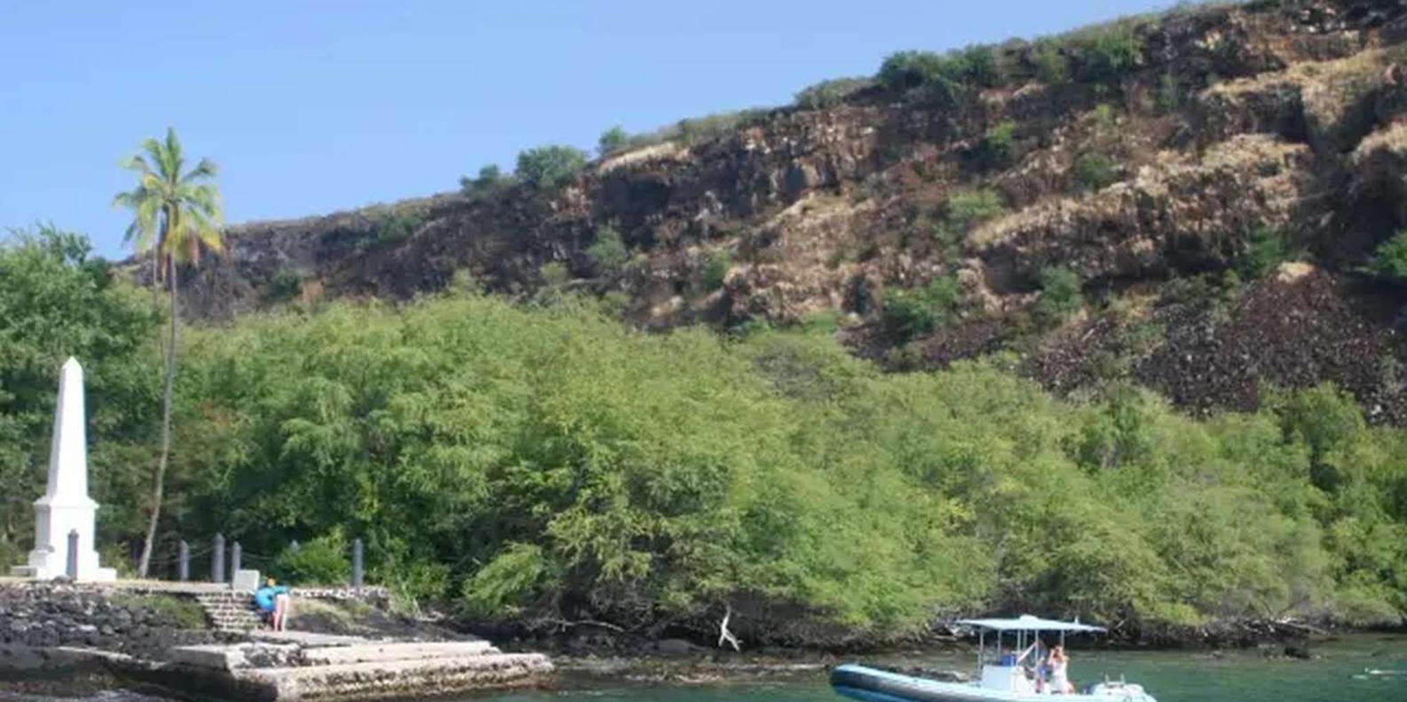 Kona Snorkel Adventure at Captain Cook Monument 4 hr