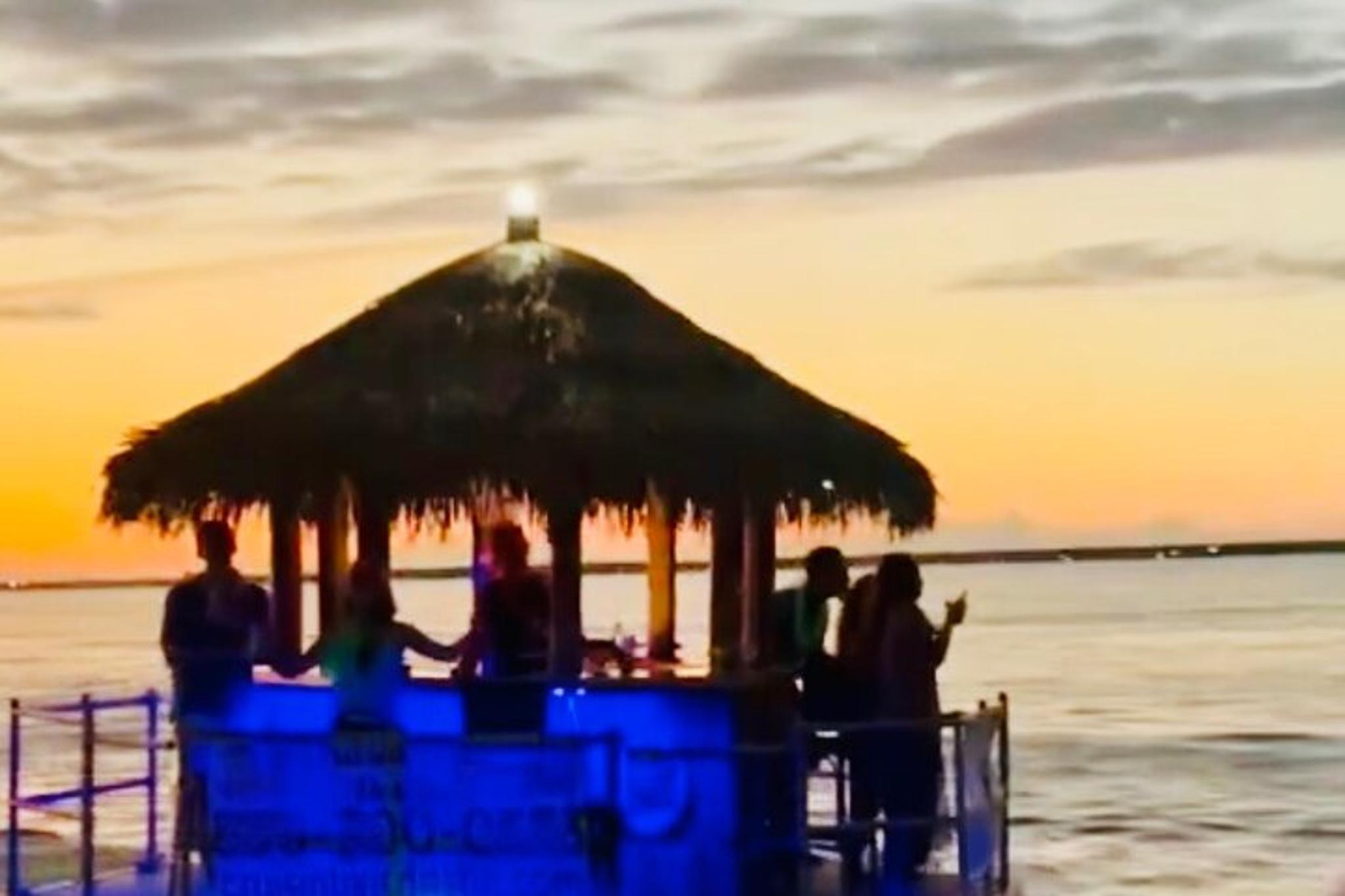Panama City Beach Tiki Bar Cruise at Night 90 min - Image 6