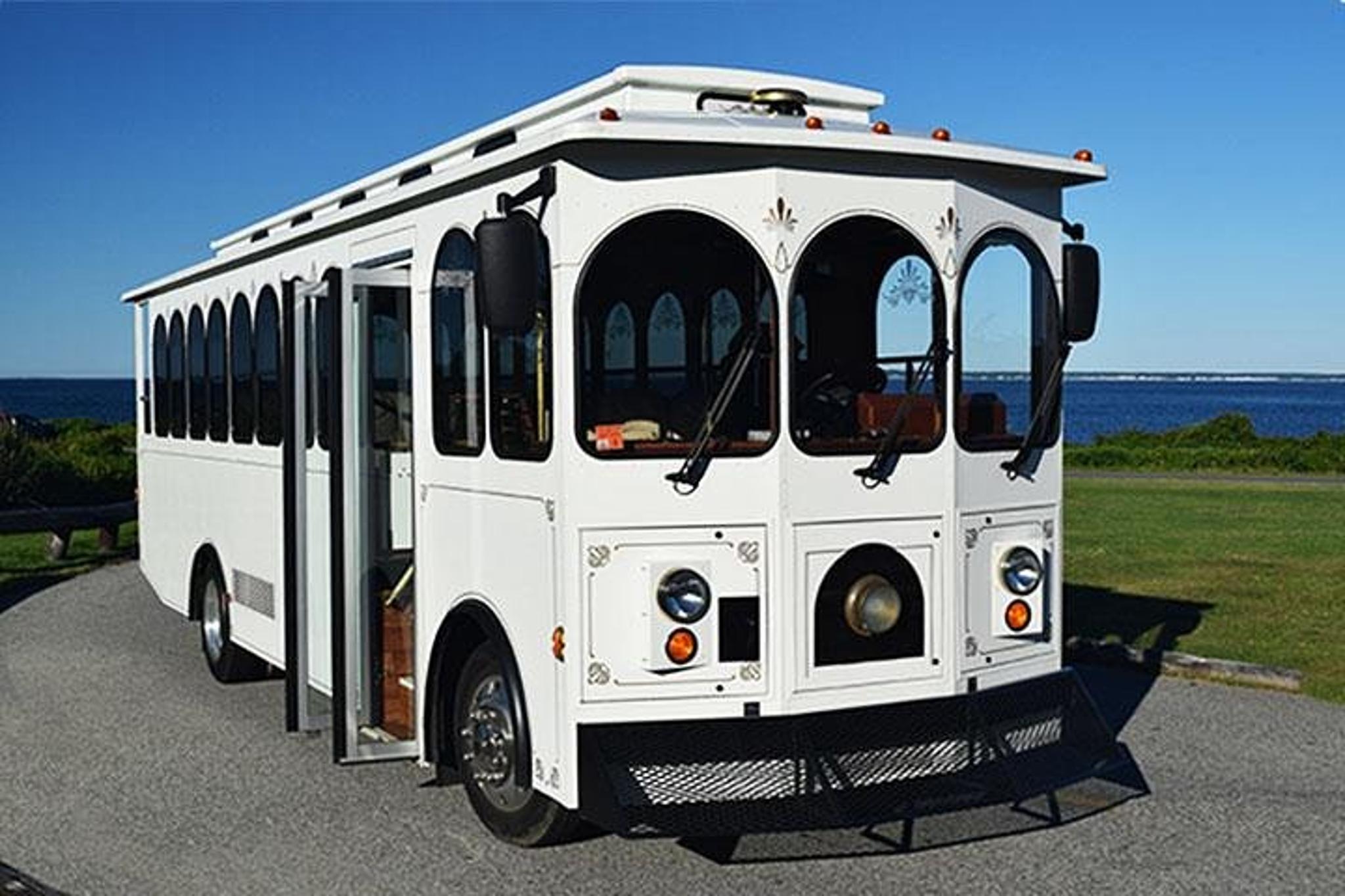 Newport Mansions Scenic Trolley Tour