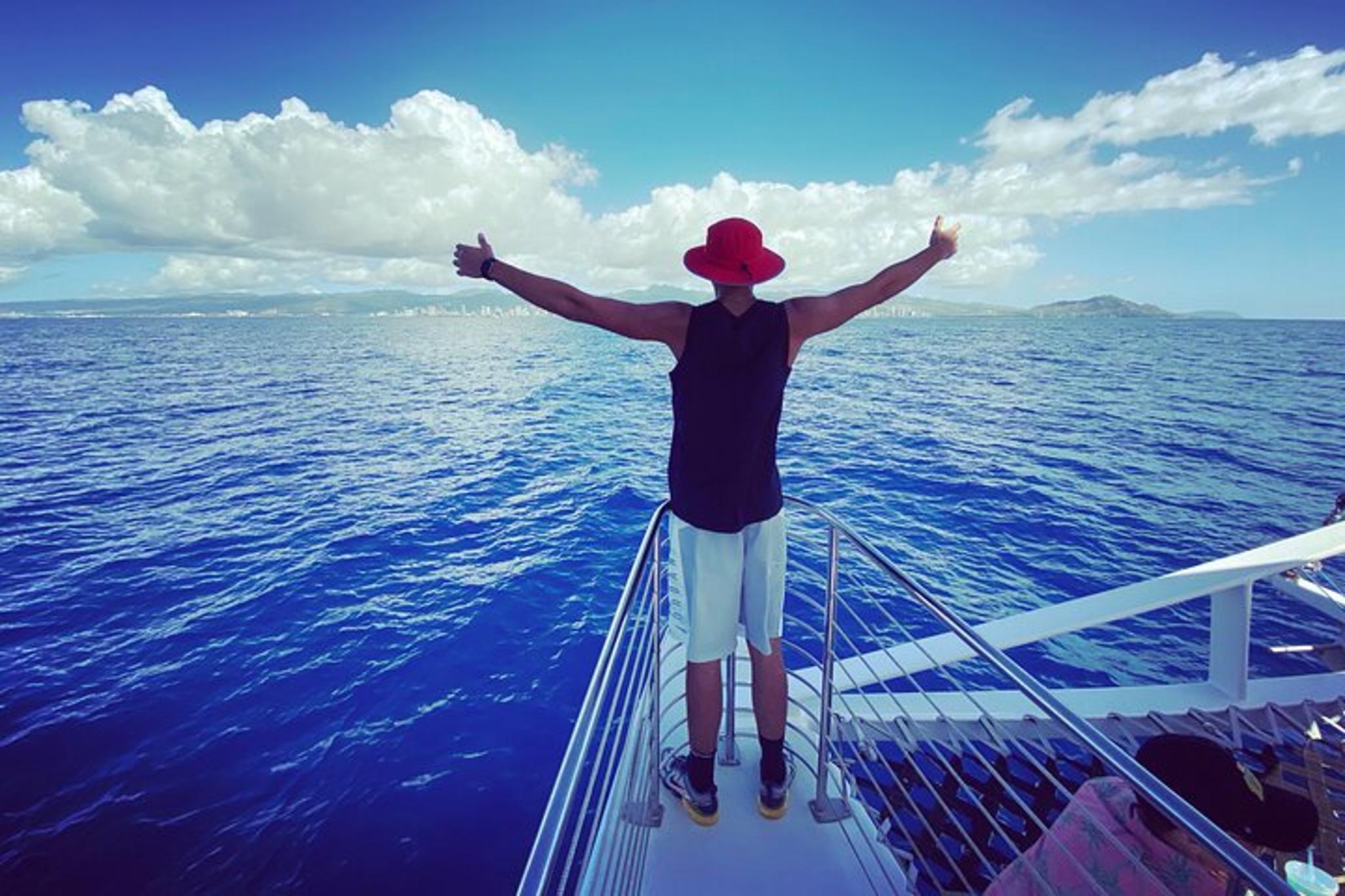 Oahu Catamaran Cruise - Image 2