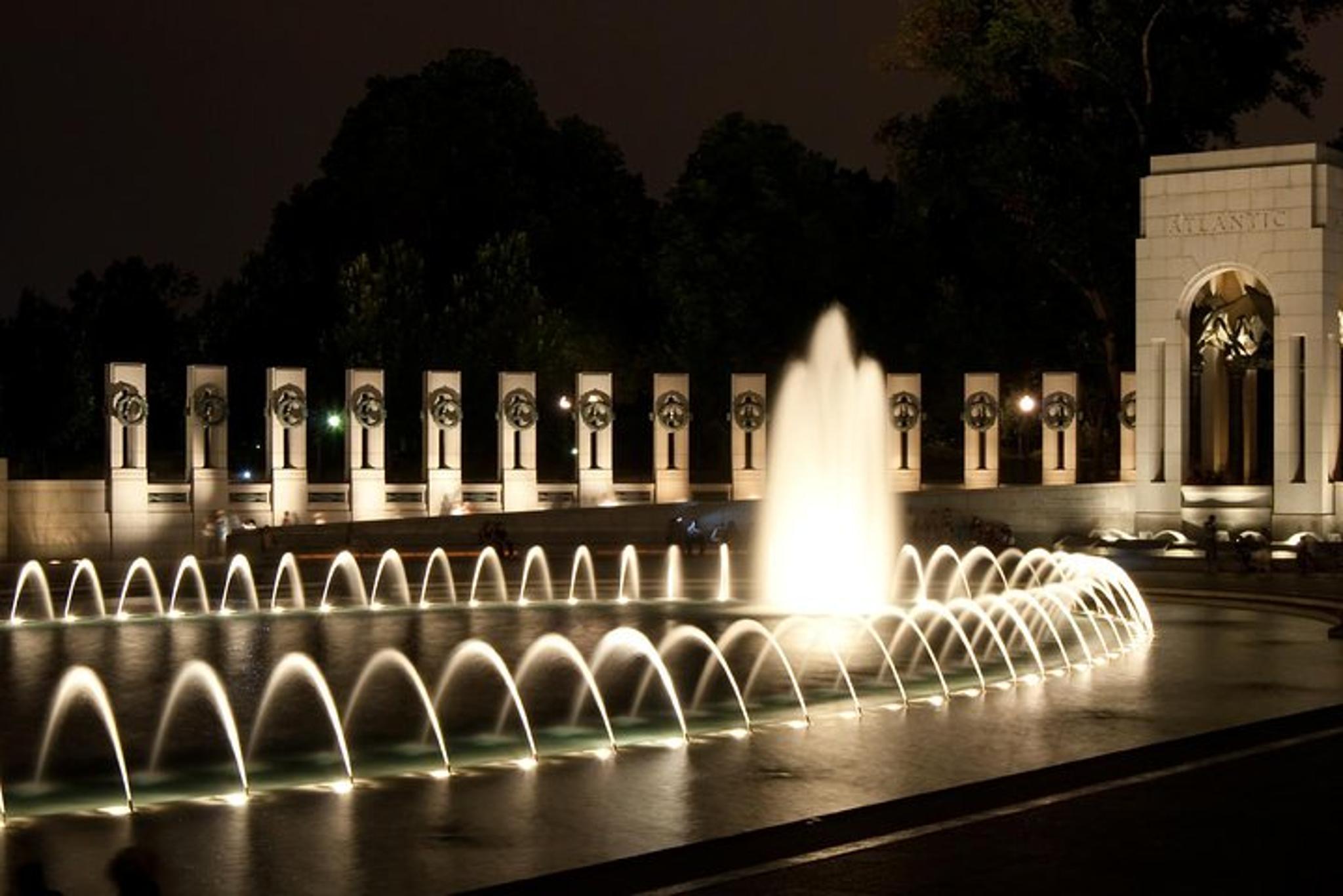 Washington DC Night-Time Sightseeing Tour - Image 4