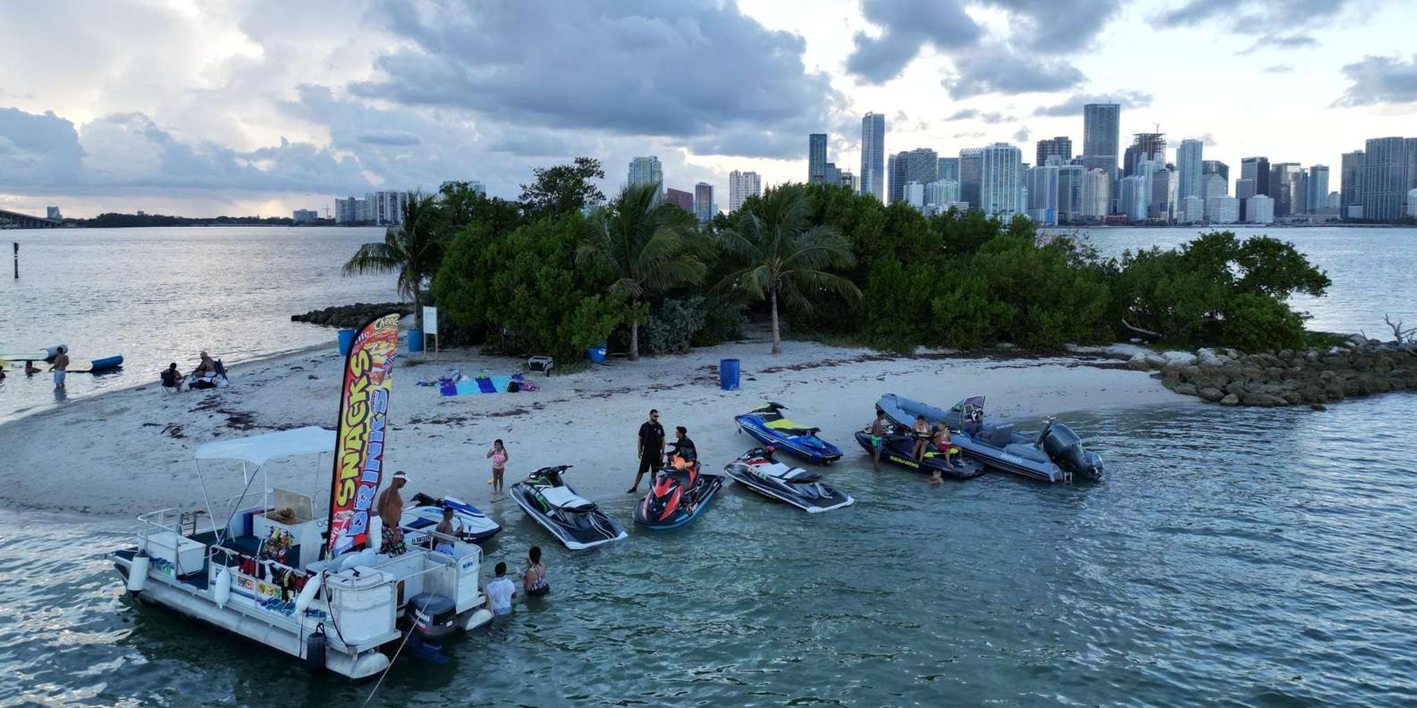 Miami Private Boat Tour - Image 3