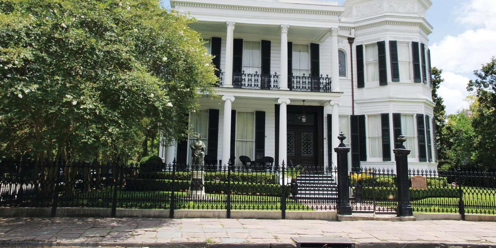 New Orleans Homes of the Rich and Famous Walking Tour - Image 4
