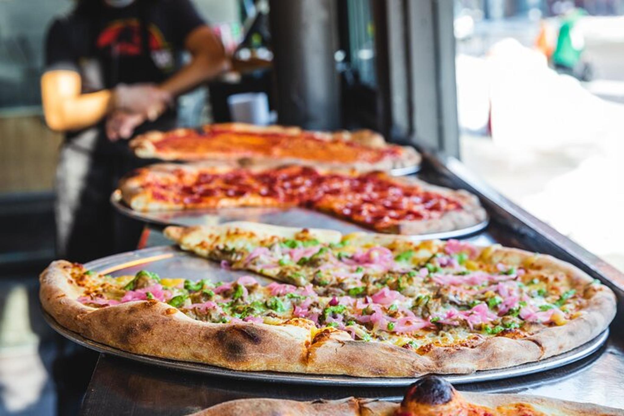 Chicago Pizza Crawl in Bucktown - Image 3