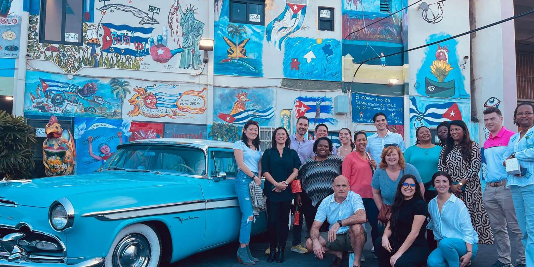 Miami Walking Tour of Little Havana - Image 4