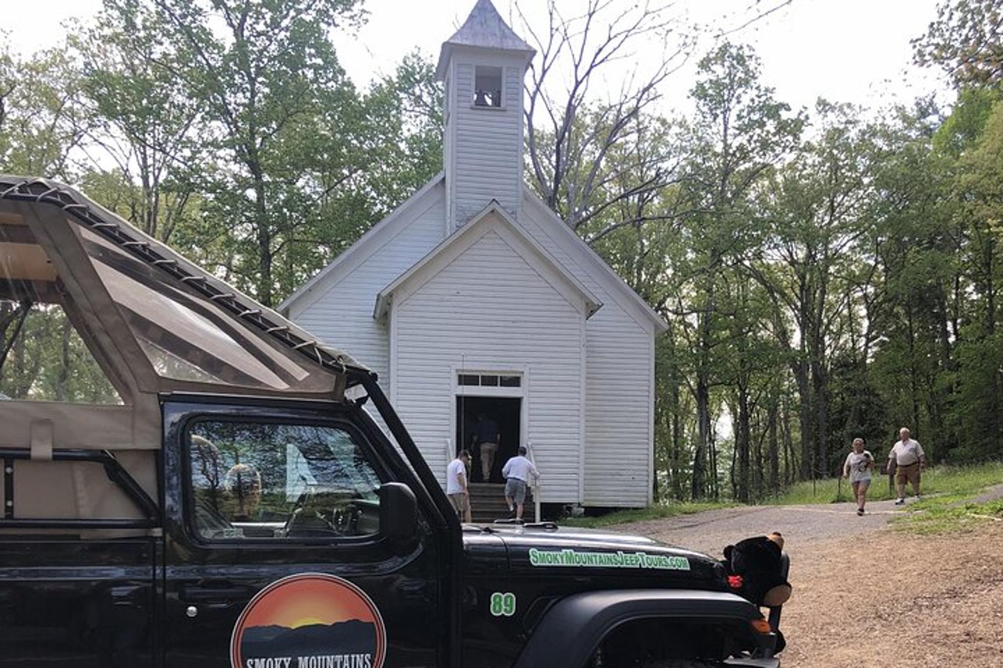 Cades Cove Jeep Tour - Image 3