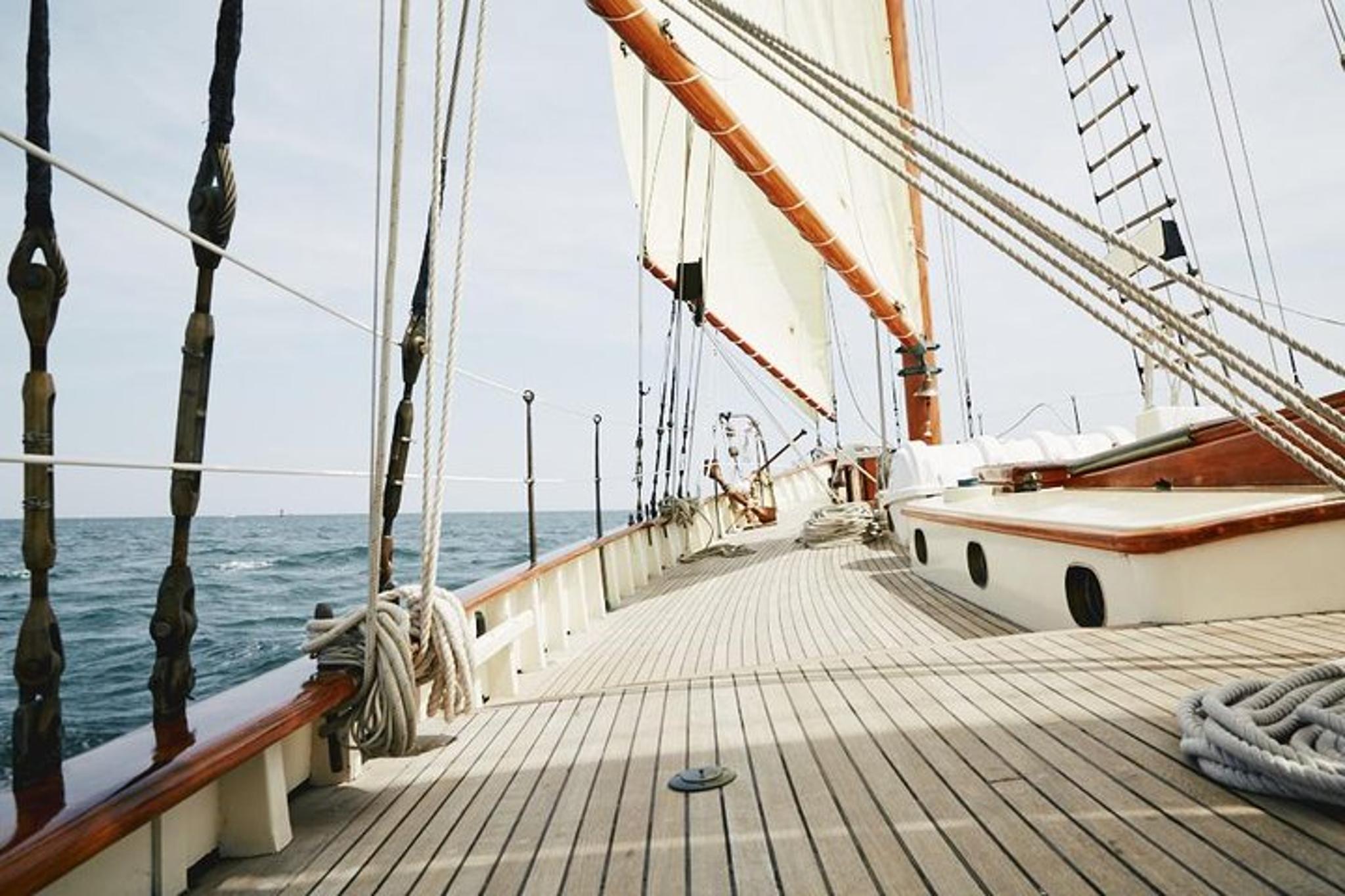 Salem Schooner Yacht Sailing - Image 3