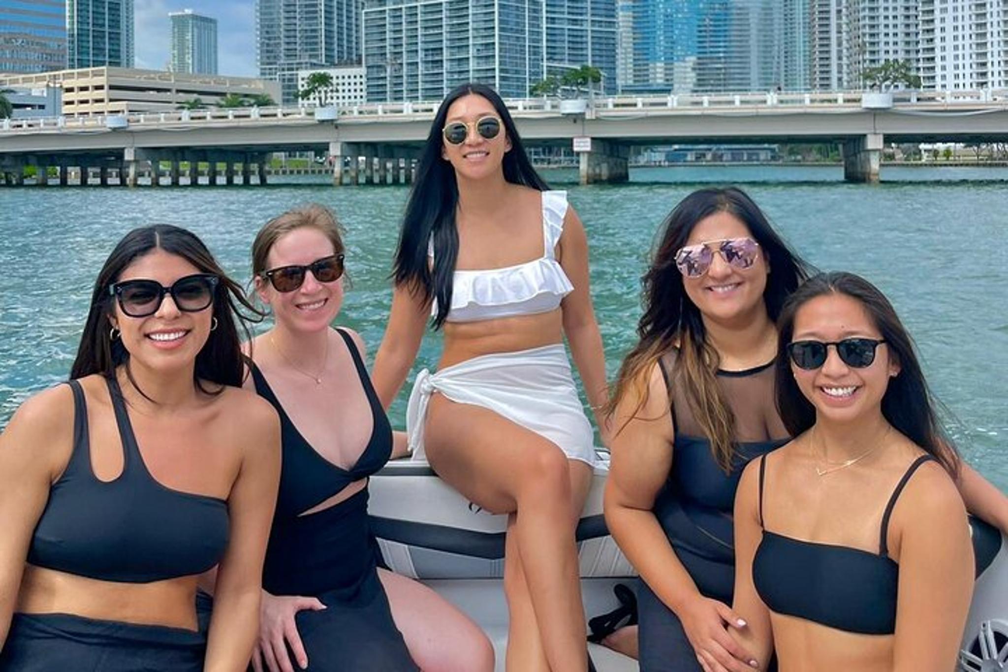 Miami Private Boat Tour 1 Hour - Image 6