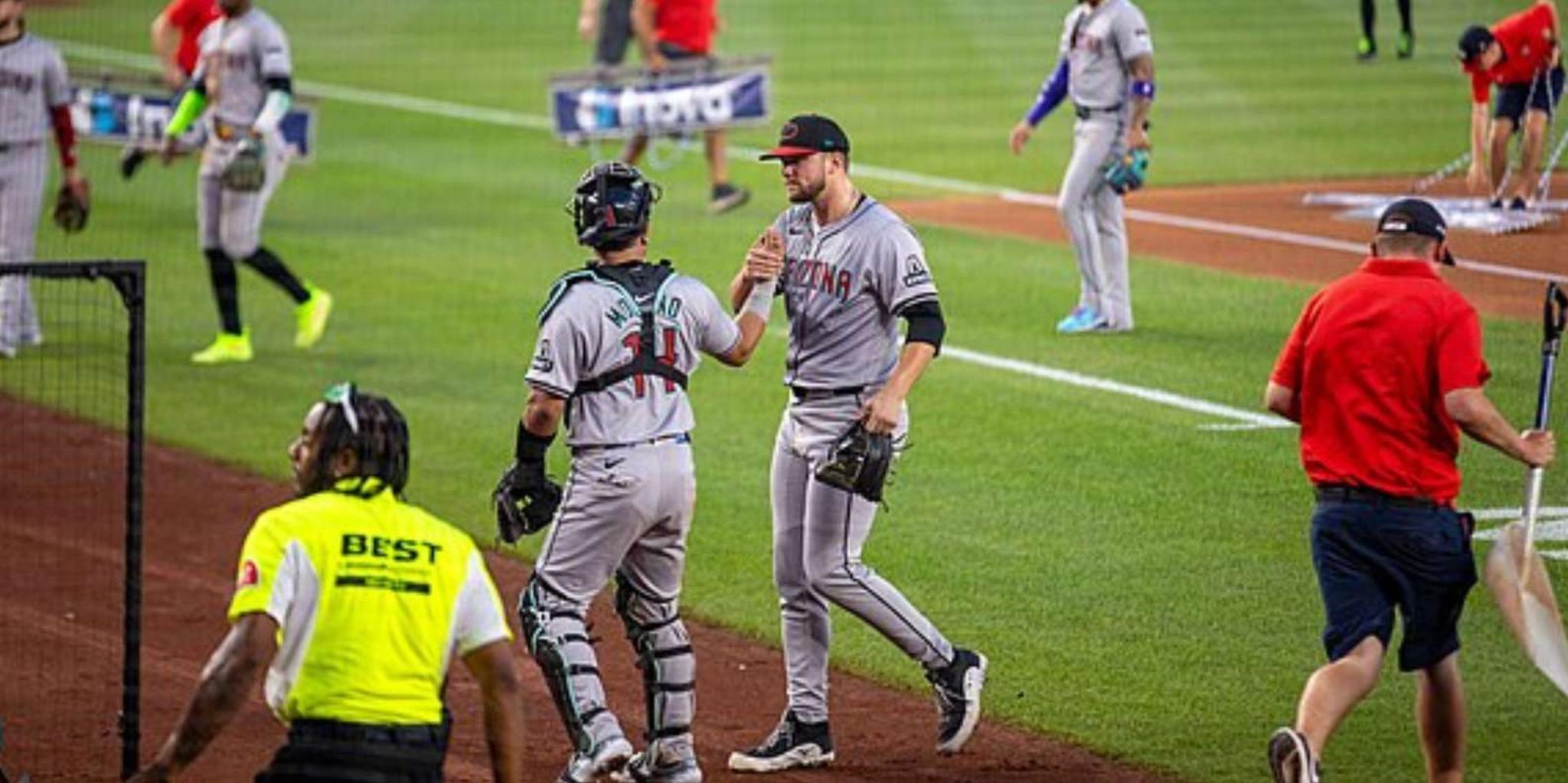 Phoenix Arizona Diamondbacks Baseball Game - Image 2