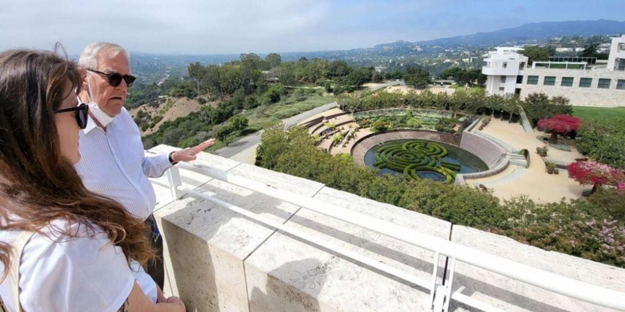 Los Angeles Getty Center to Griffith Observatory Tour - Image 4