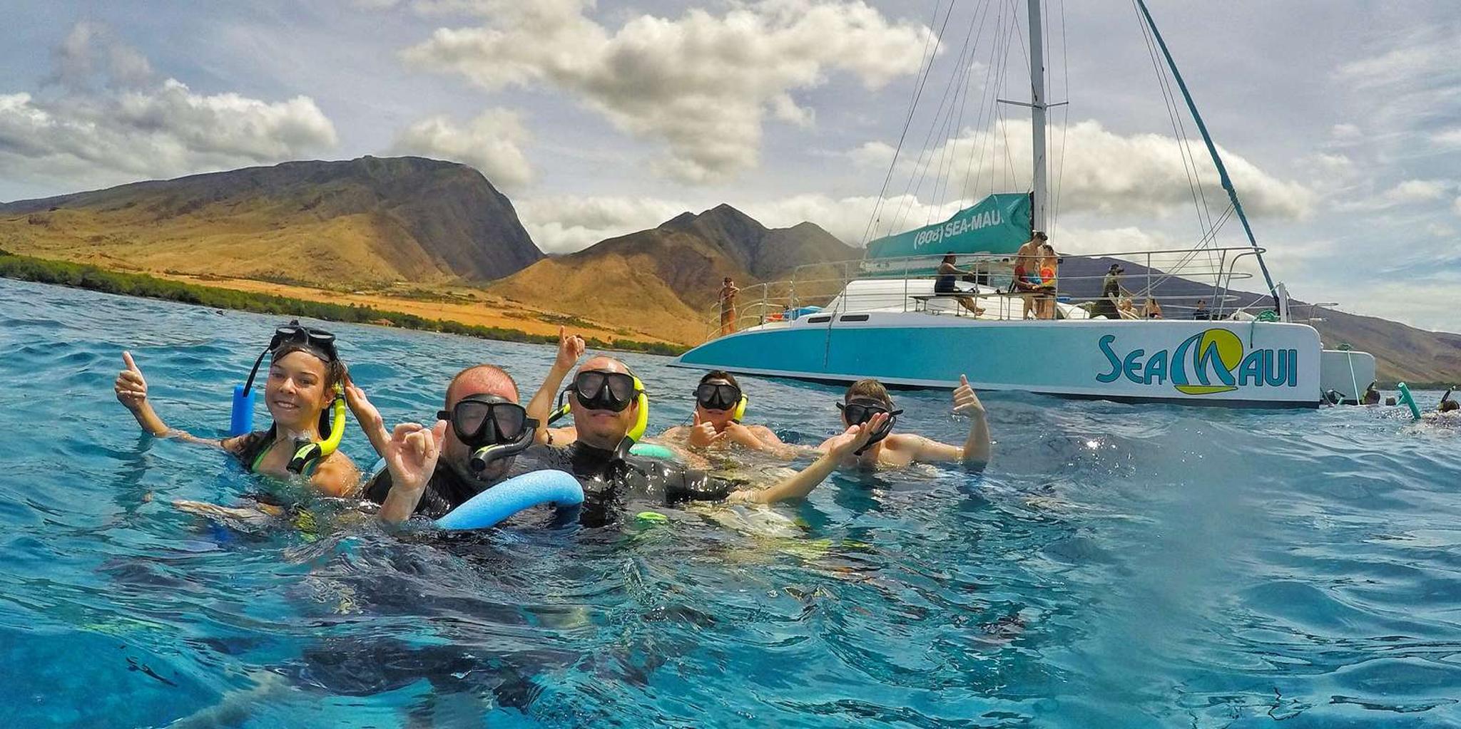 Kaanapali West Maui Snorkeling Tour with Drinks