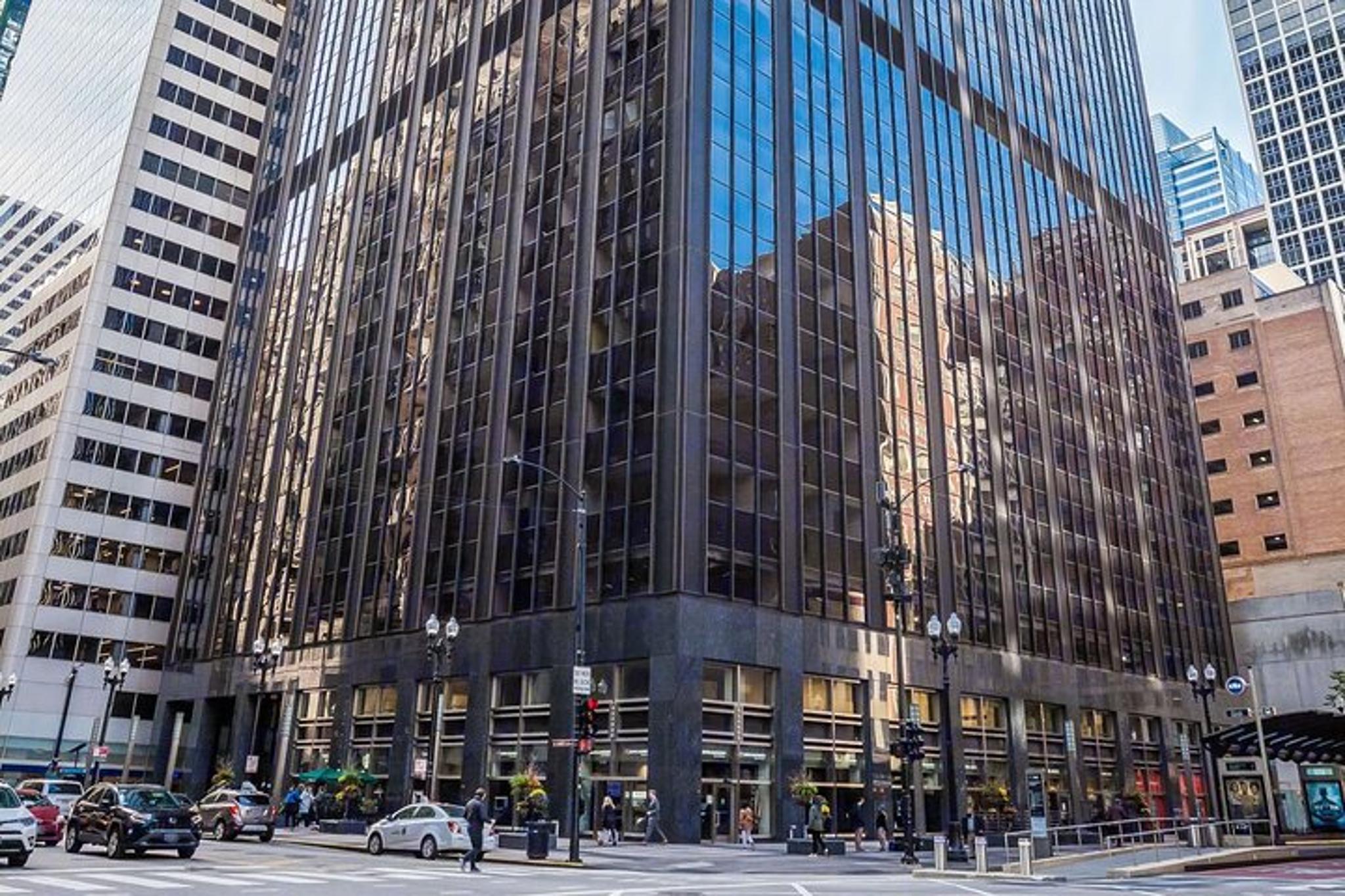 Chicago Art Deco Architecture Tour - Image 5