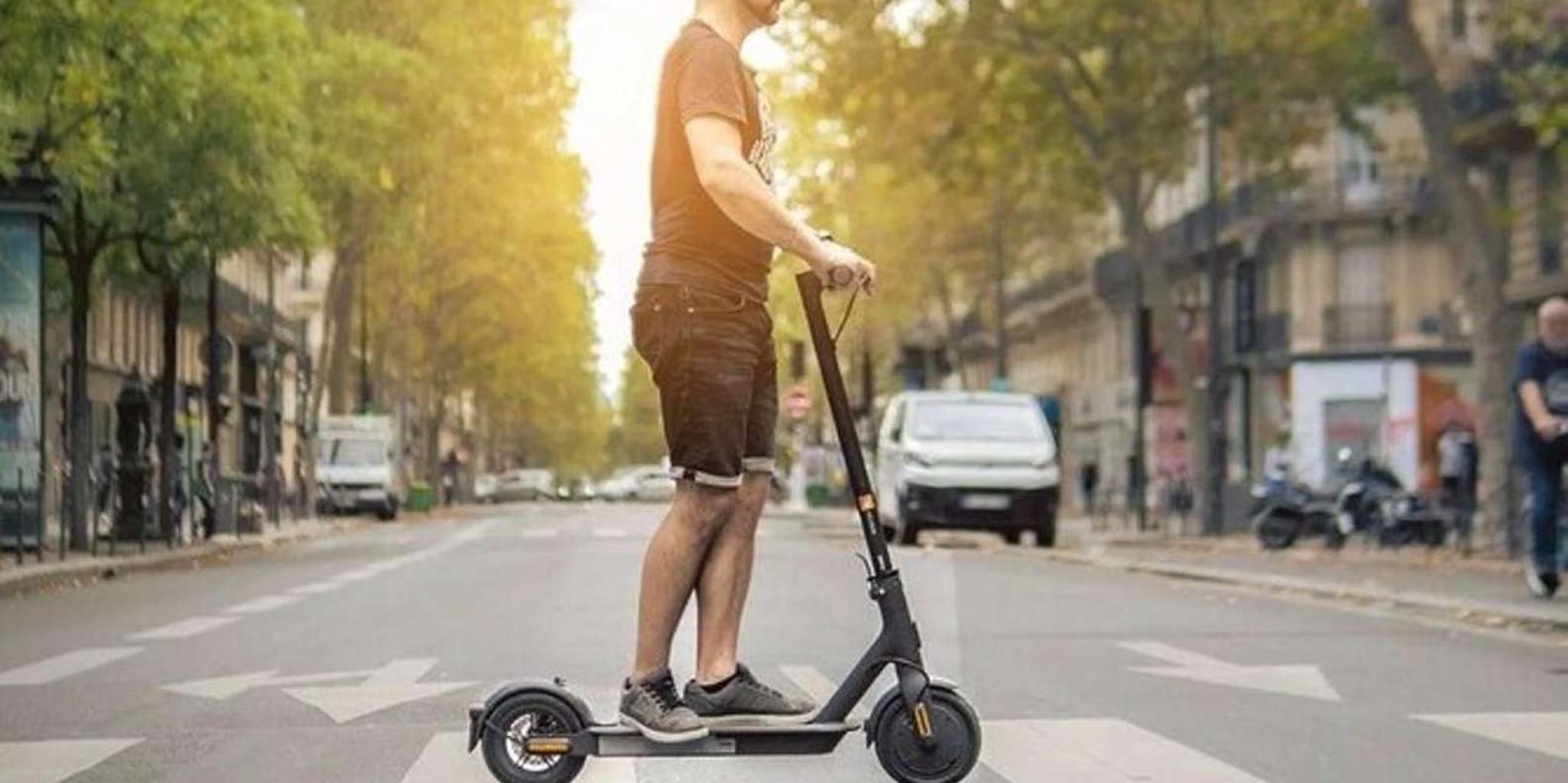 New York City Central Park Electric Scooter Rental - Image 3