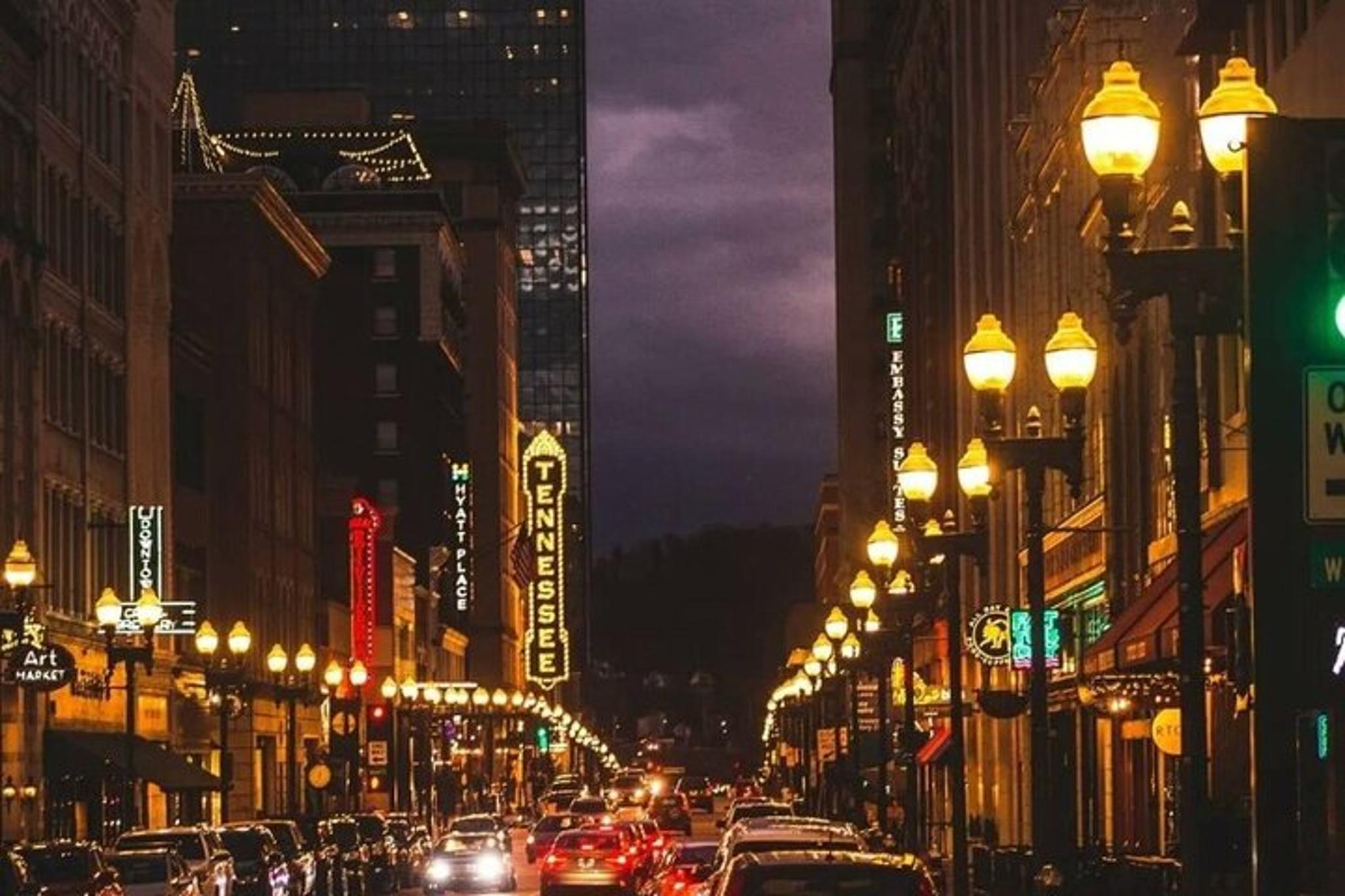 Knoxville Hidden Tour with Ice Cream and Coffee - Image 3