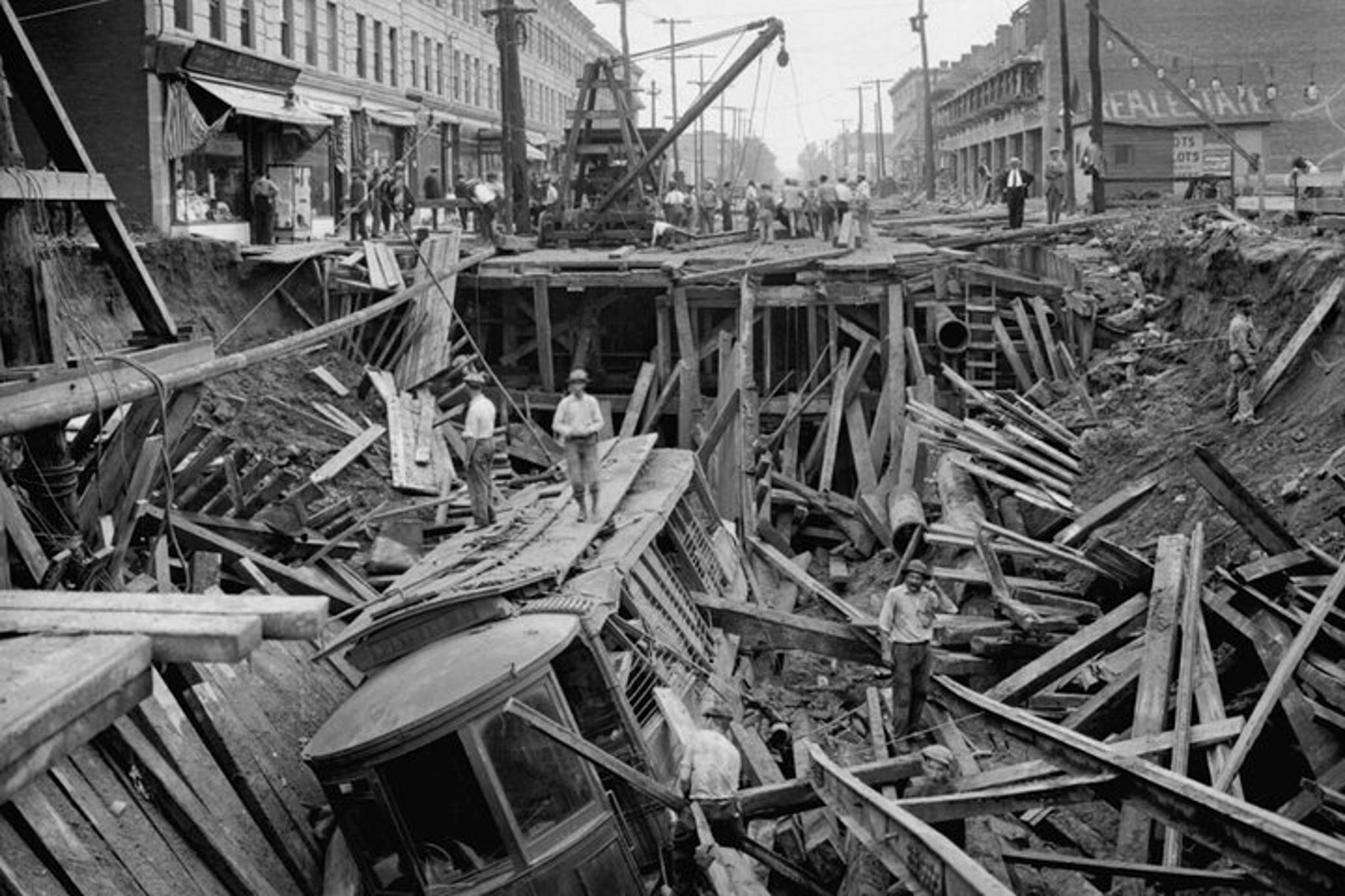 New York City Subway Tour with a Local - Image 4