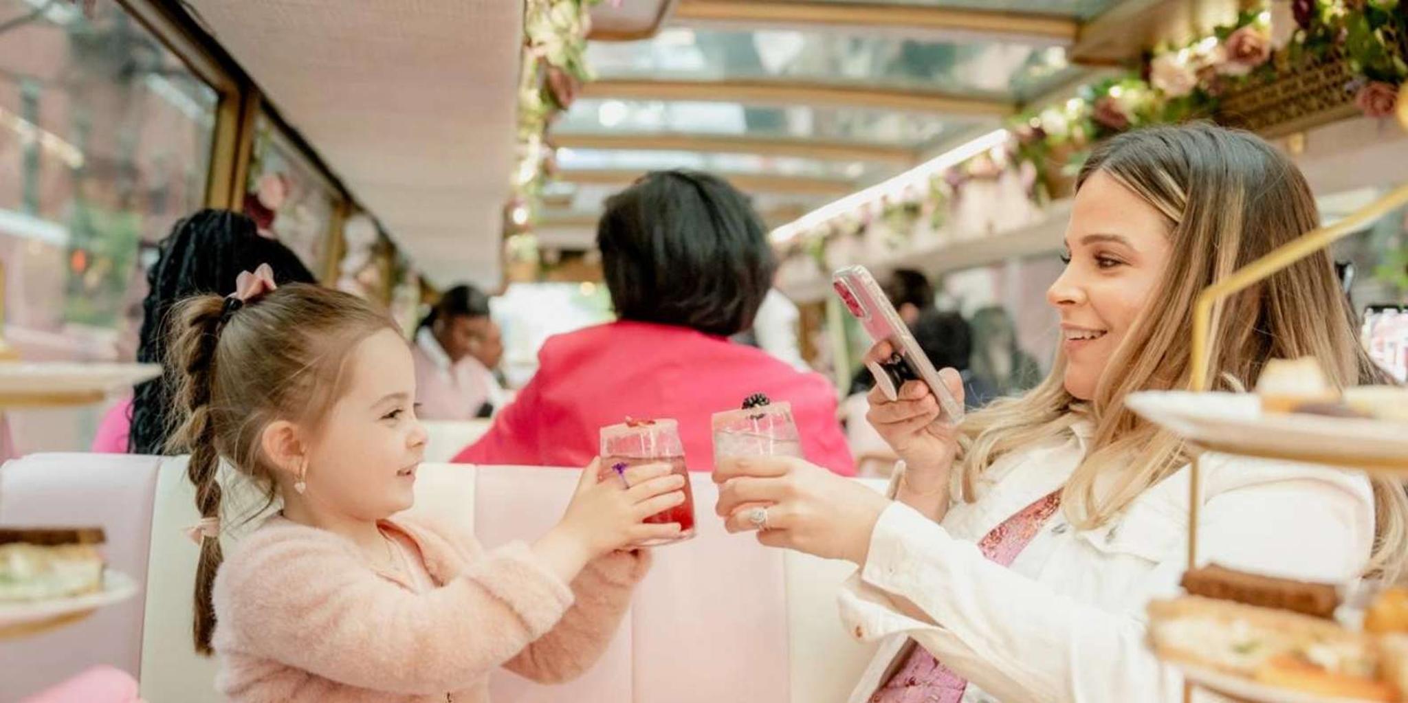 Washington, D.C. Tea Bus Tour with Landmarks - Image 6