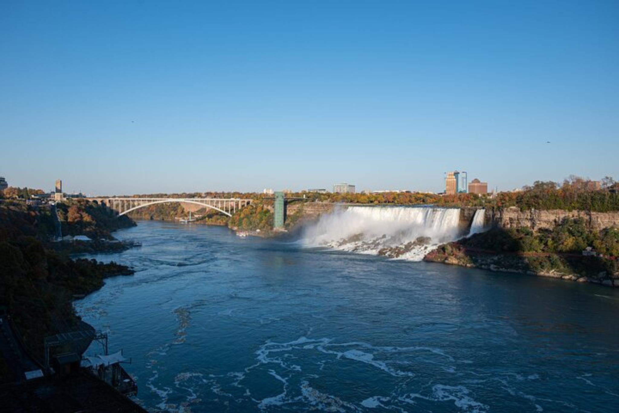 Buffalo Airport to Niagara Falls Private Transfer - Image 2