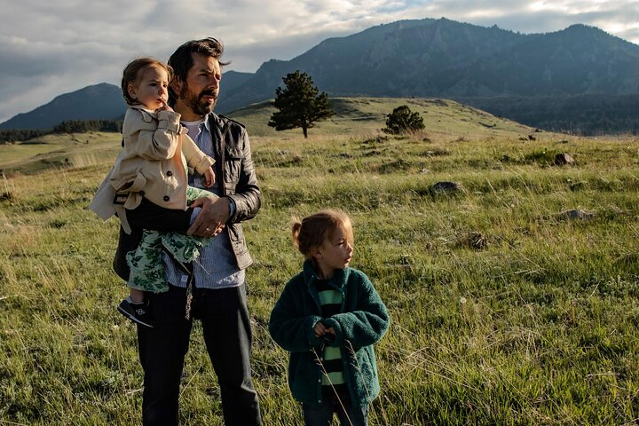 Denver Hiking Photoshoot with Majestic Views 1 hr