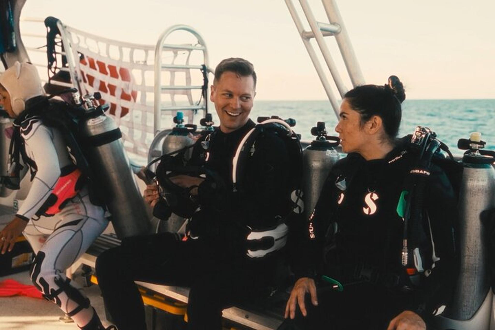 Oahu Certified Diver 2-Tank Reef Dive - Image 6