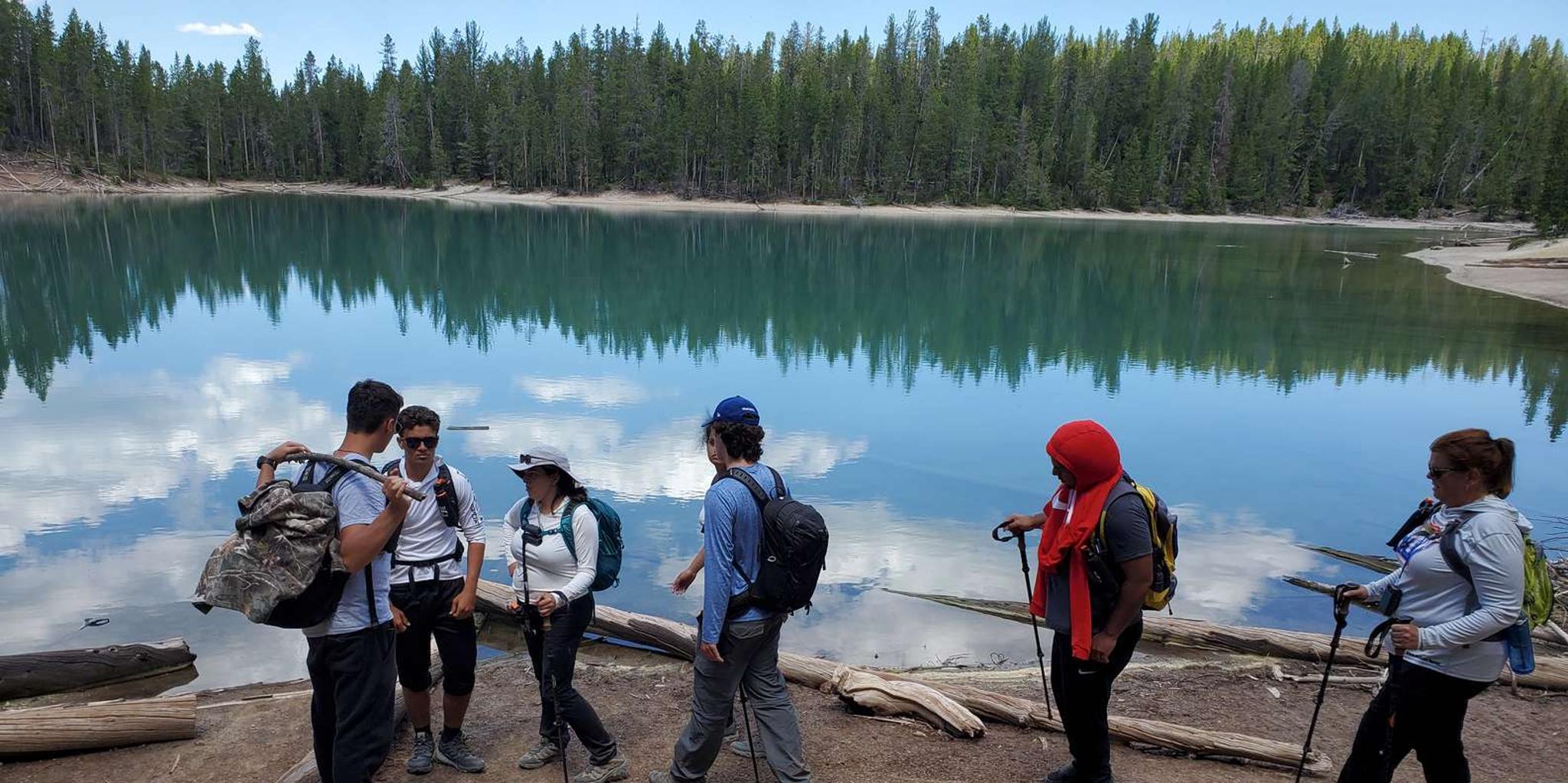 Yellowstone Loop Hike with Lunch - Image 6