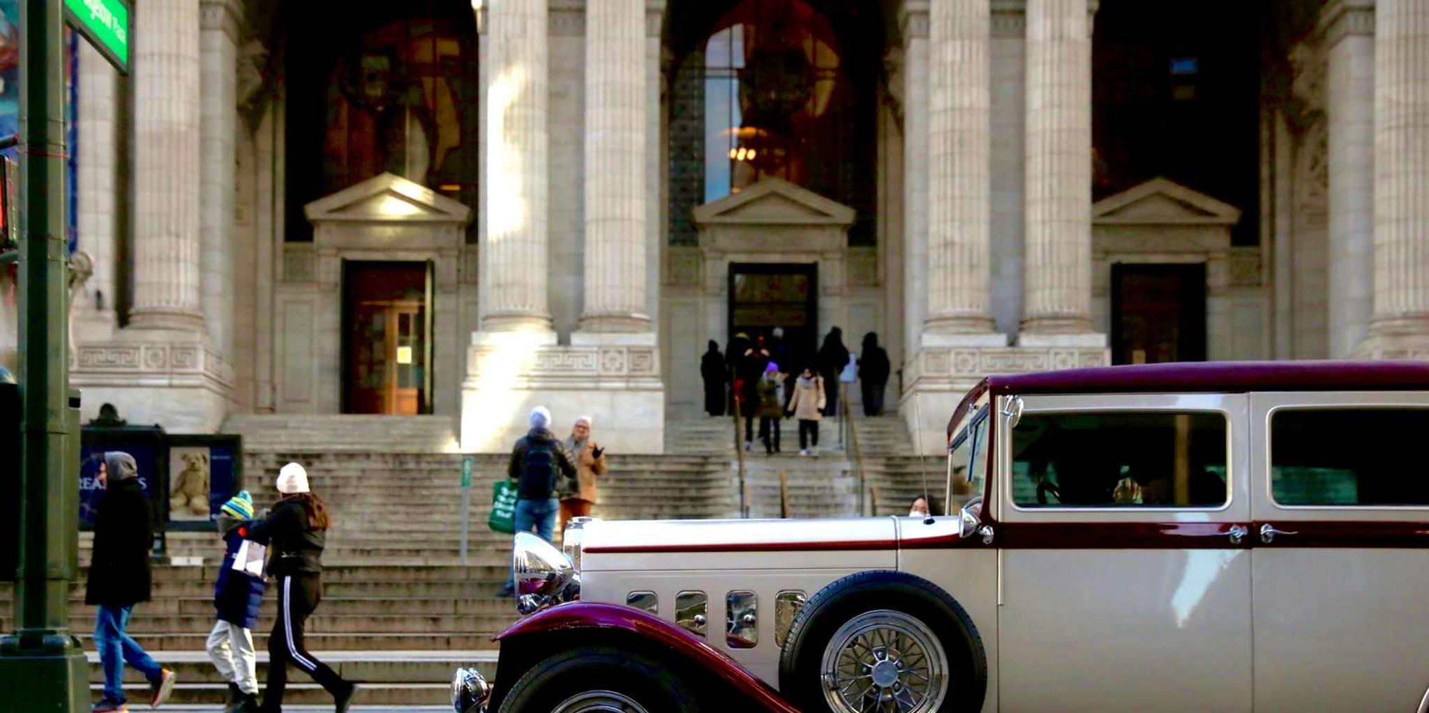 New York City Vintage Car and Cocktail Tour - Image 3