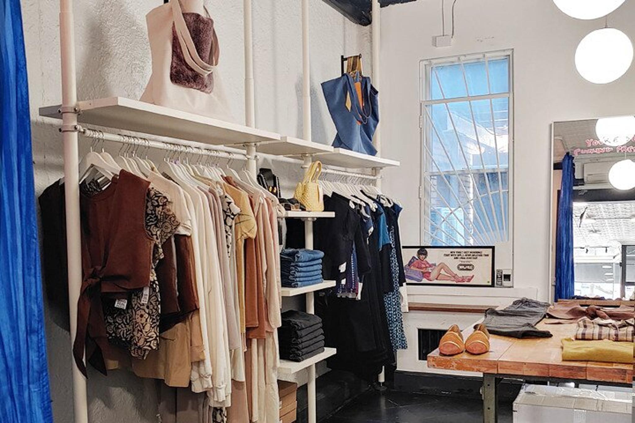 New York City Vintage Shopping Tour - Image 6