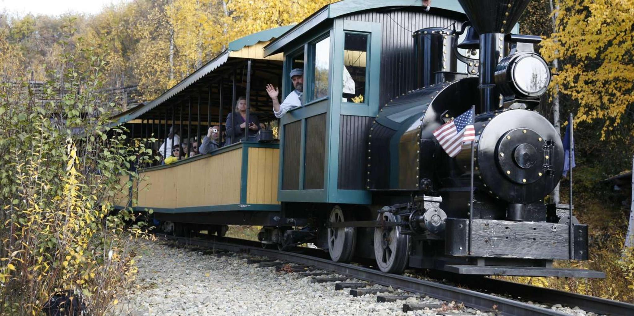 Fairbanks Gold Dredge 8 Train Tour