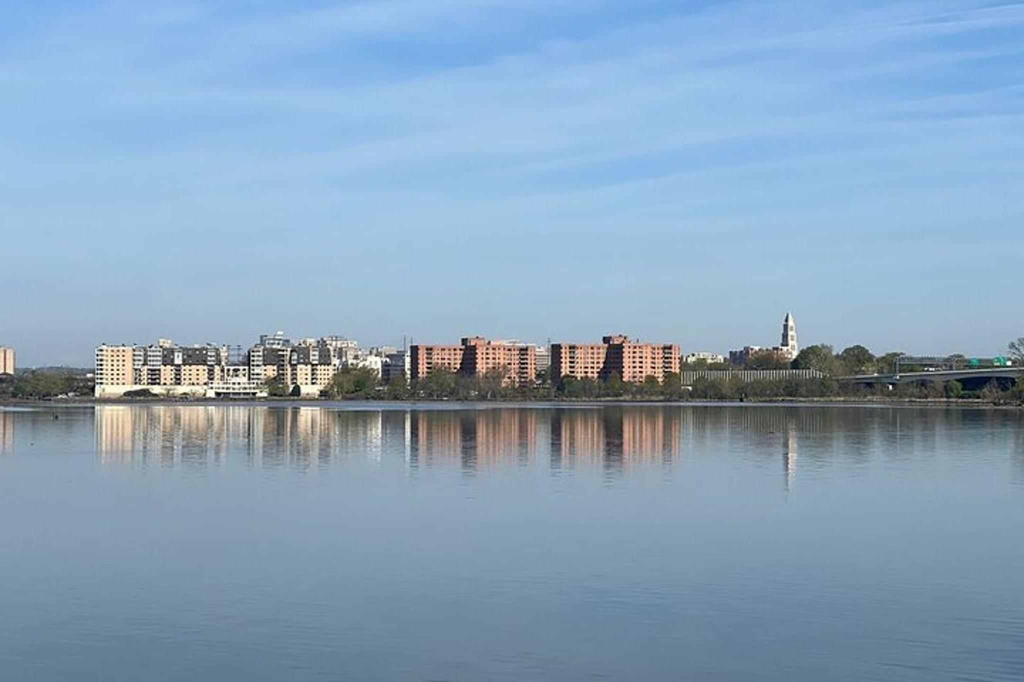 Washington DC Water Taxi Tour - Image 6