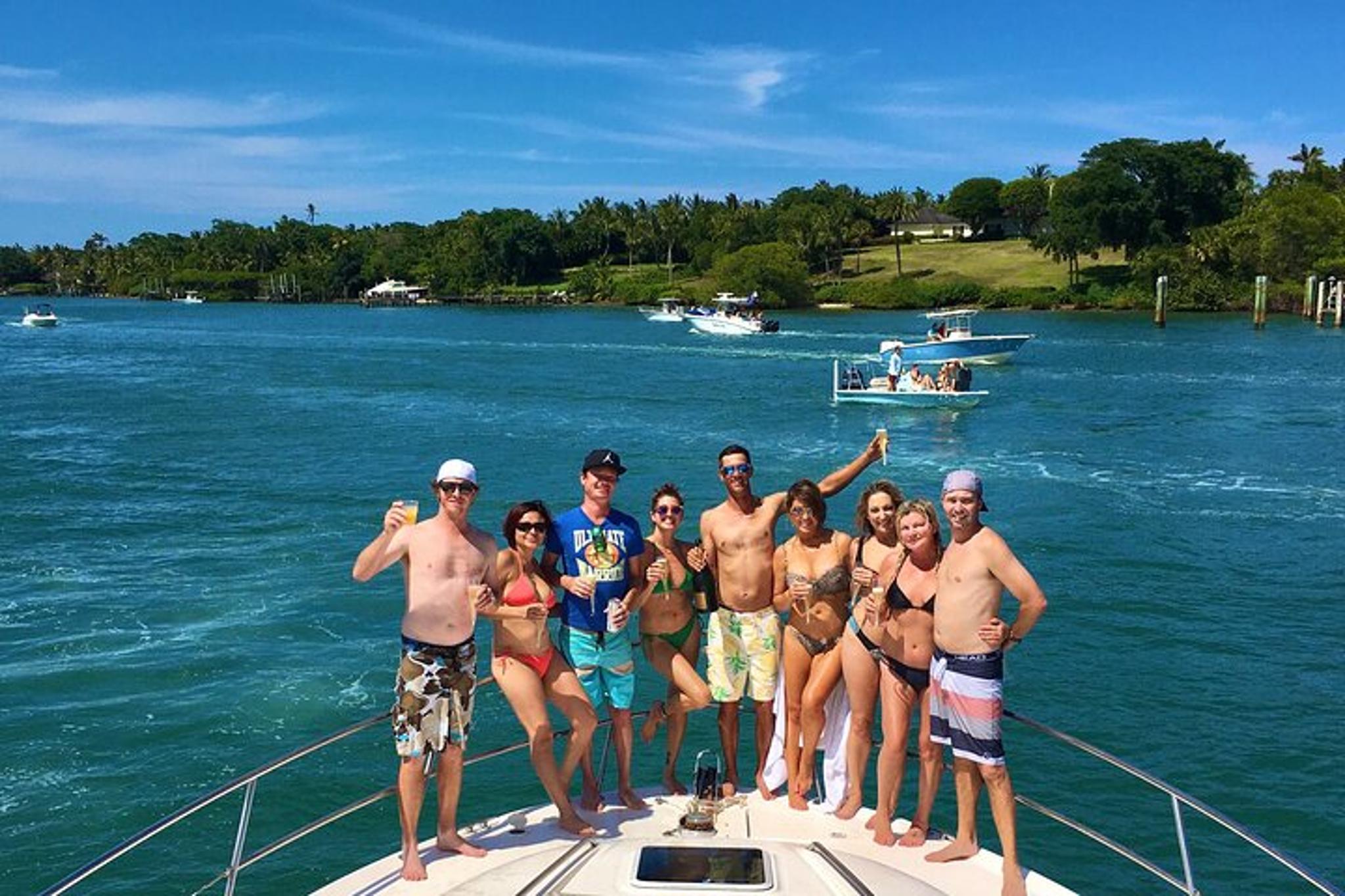 Palm Beach Boat Tour with Captain 4 hr - Image 6
