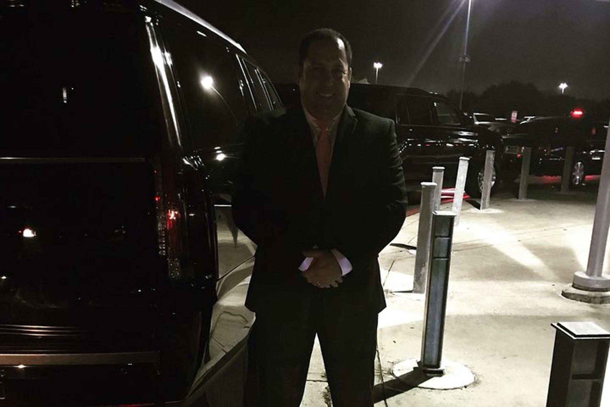 Black Car Service - Image 1