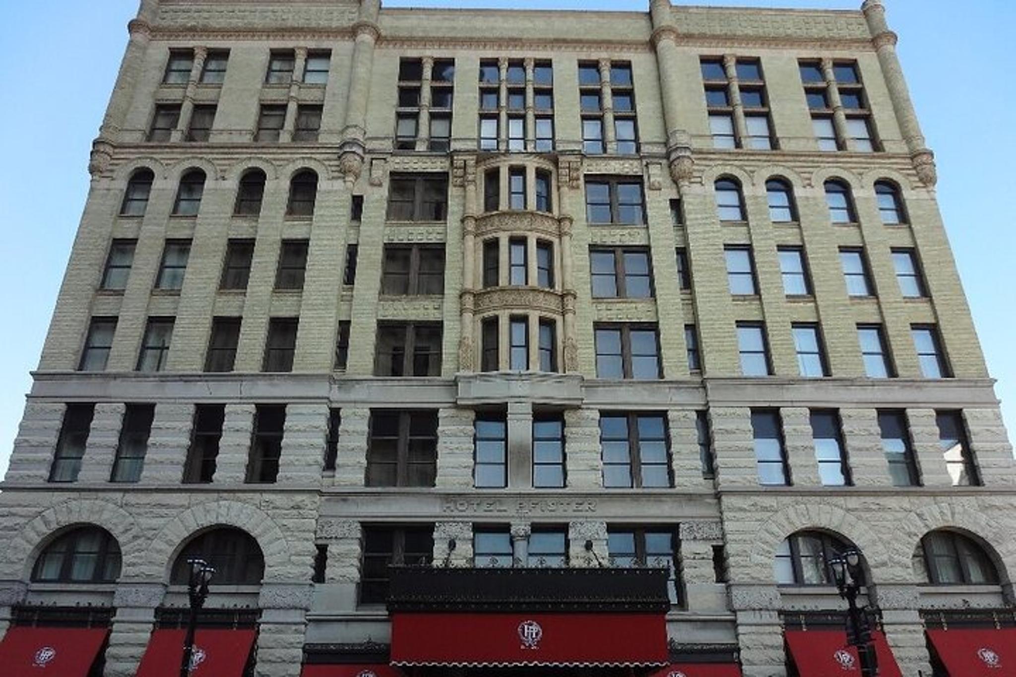 Milwaukee Ghost Tour in the Haunted Third Ward